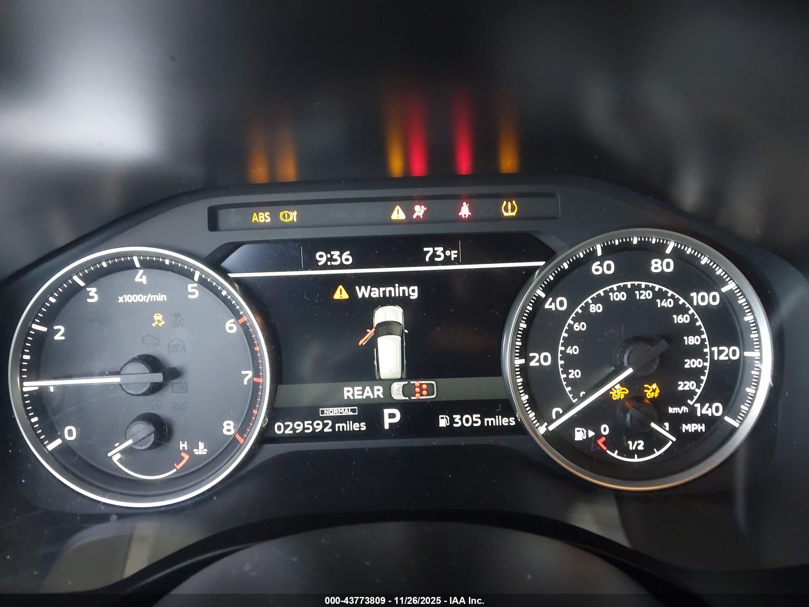 MITSUBISHI OUTLANDER image 7