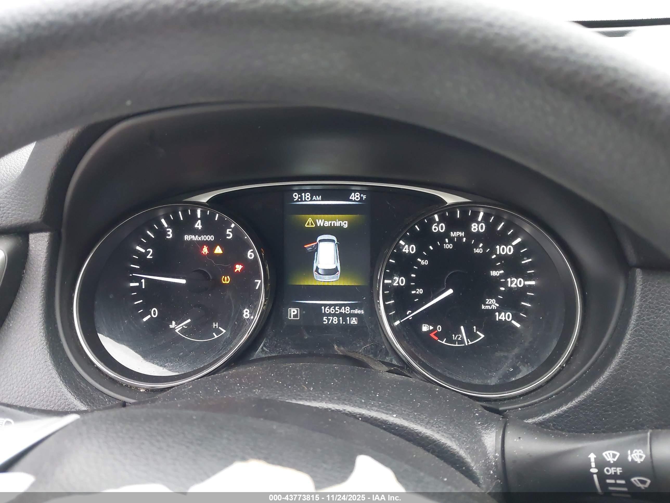 NISSAN ROGUE image 7