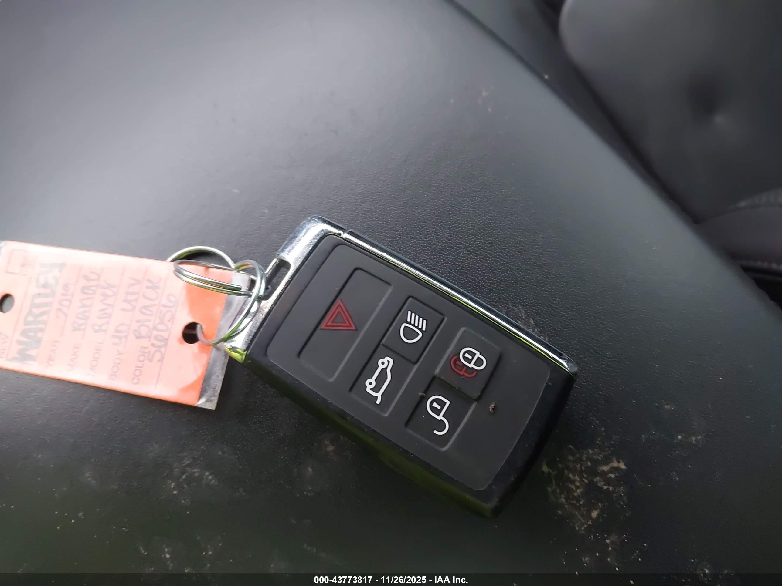 LAND ROVER image 11