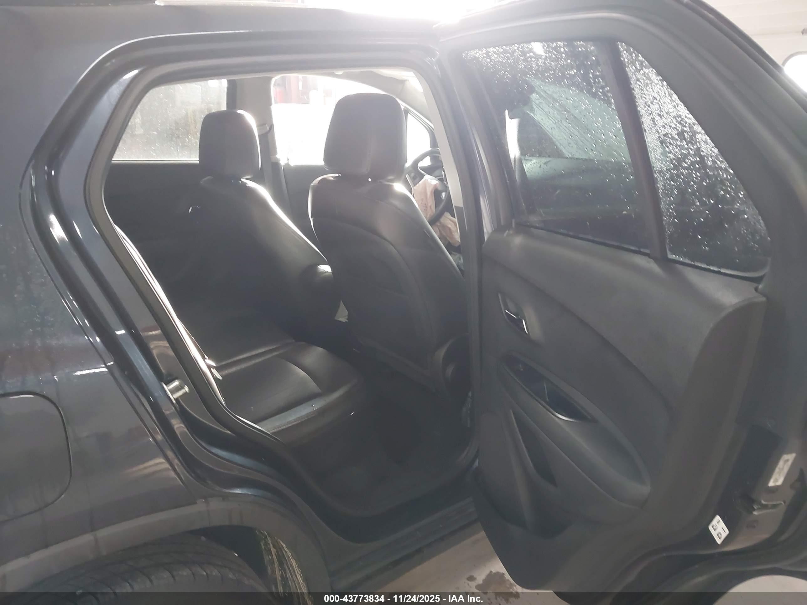 CHEVROLET TRAX image 8