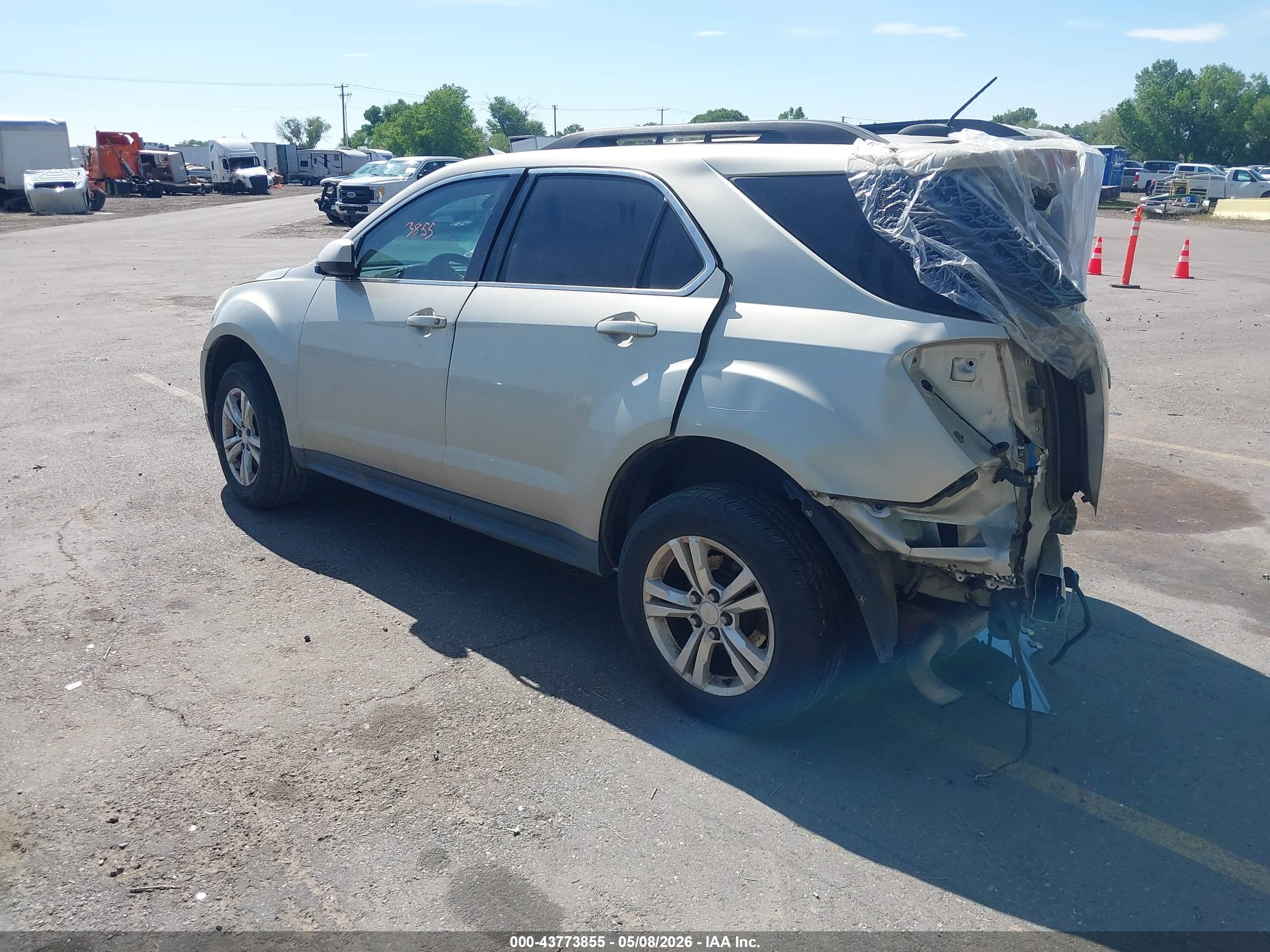 CHEVROLET EQUINOX image 3
