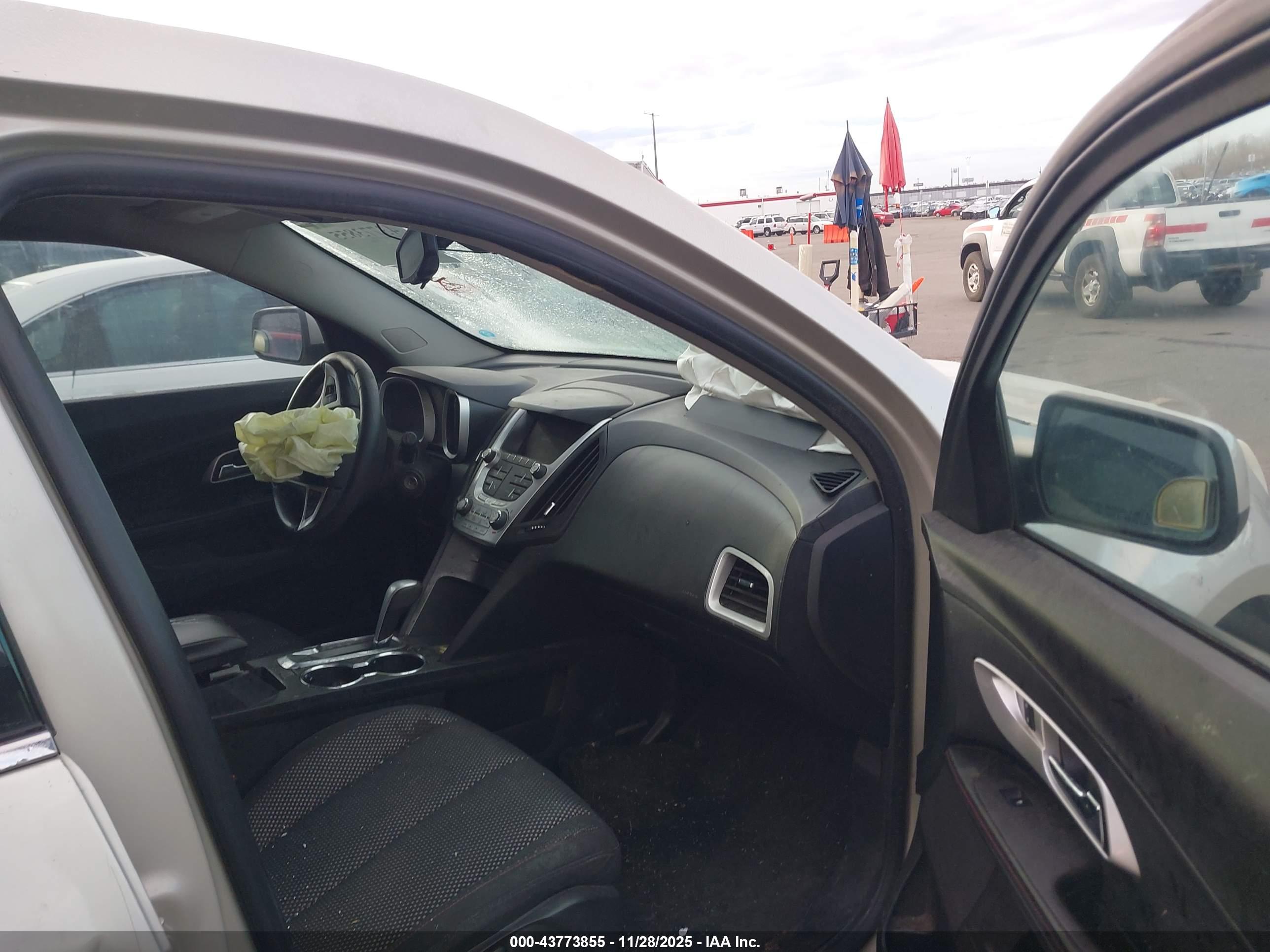 CHEVROLET EQUINOX image 5
