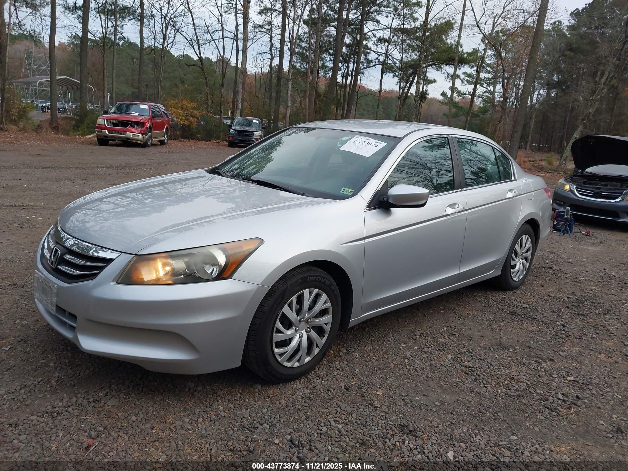 HONDA ACCORD image 2