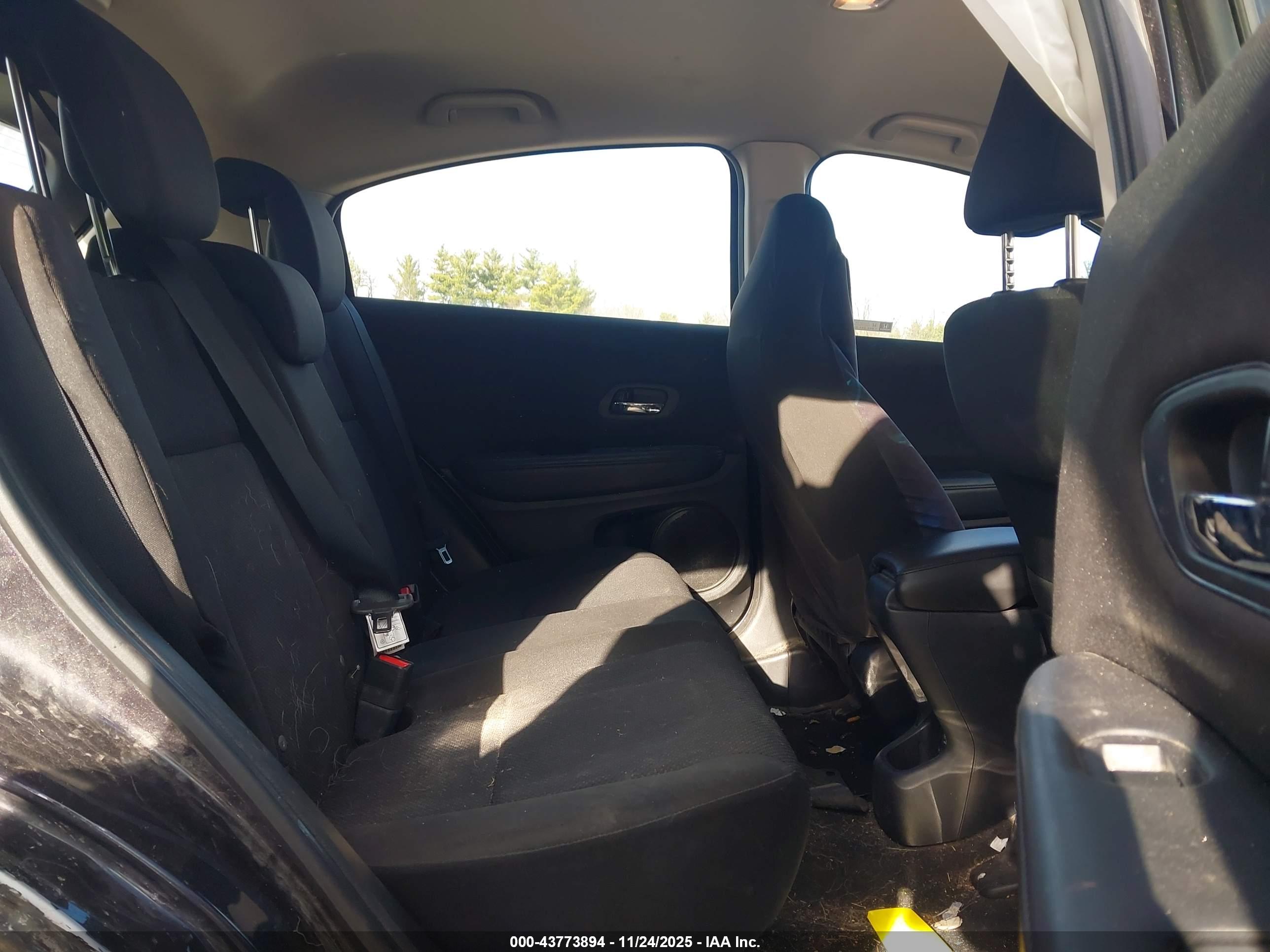 HONDA HR-V image 8