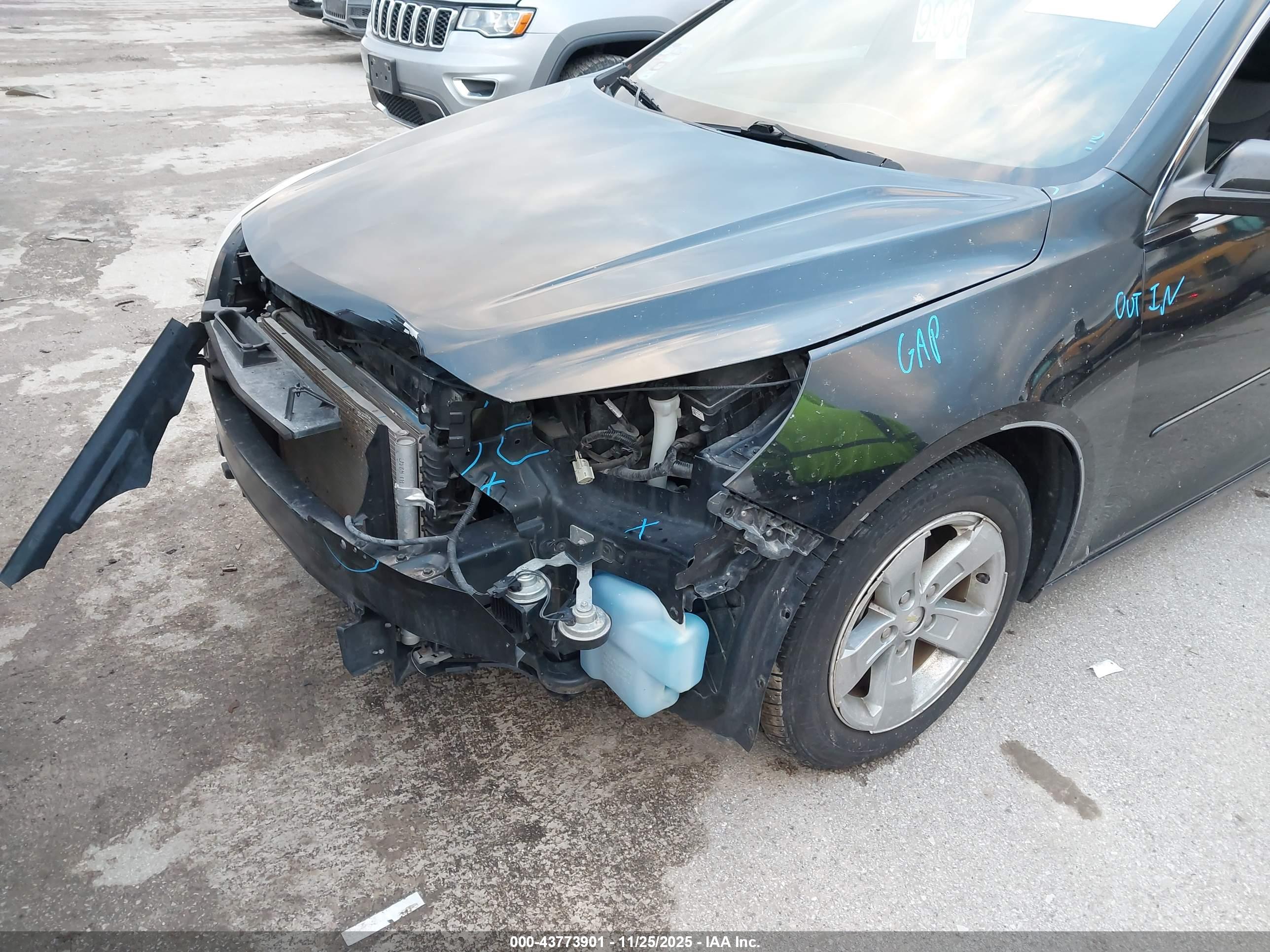 CHEVROLET MALIBU image 6