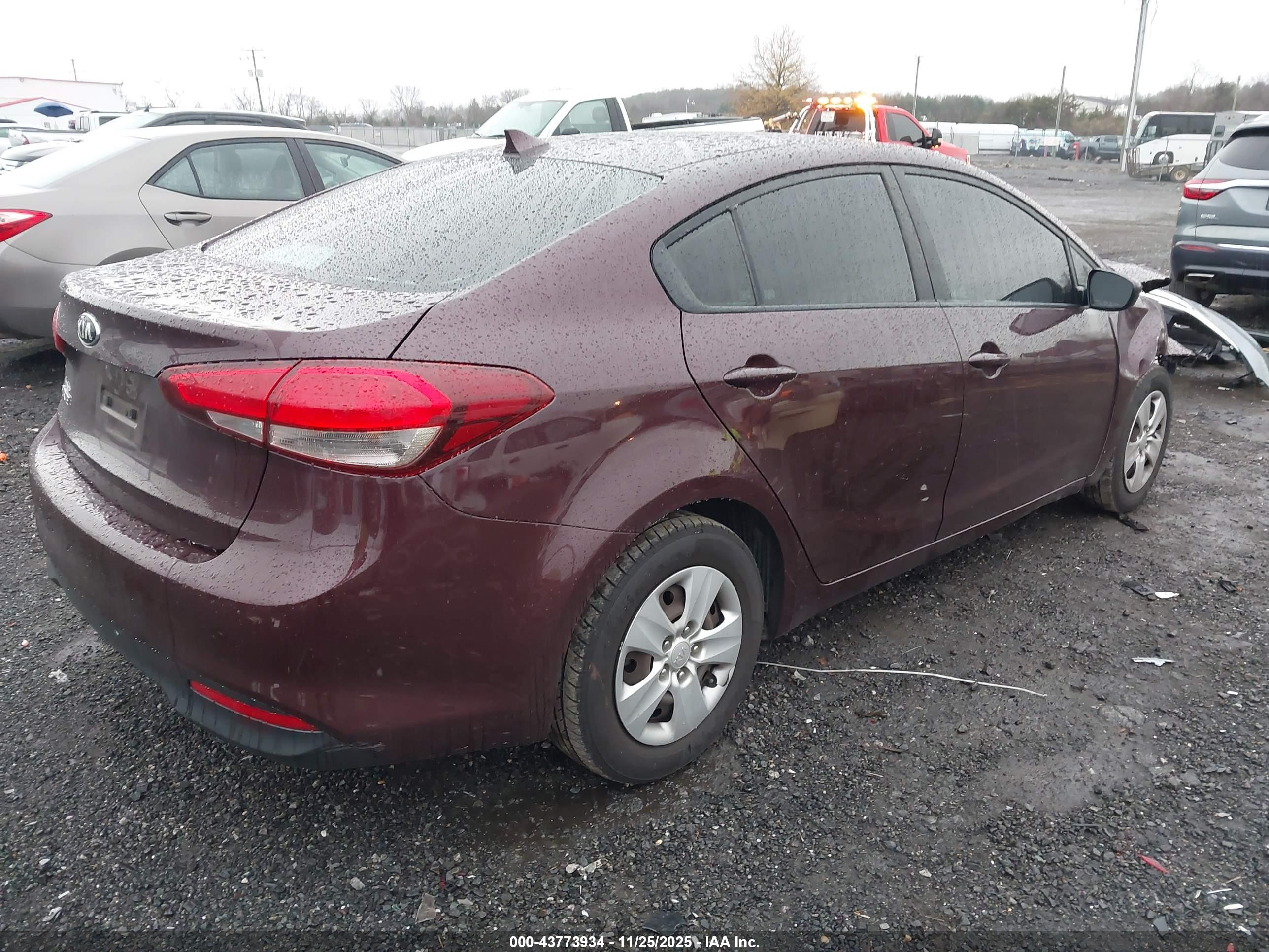 KIA FORTE image 4