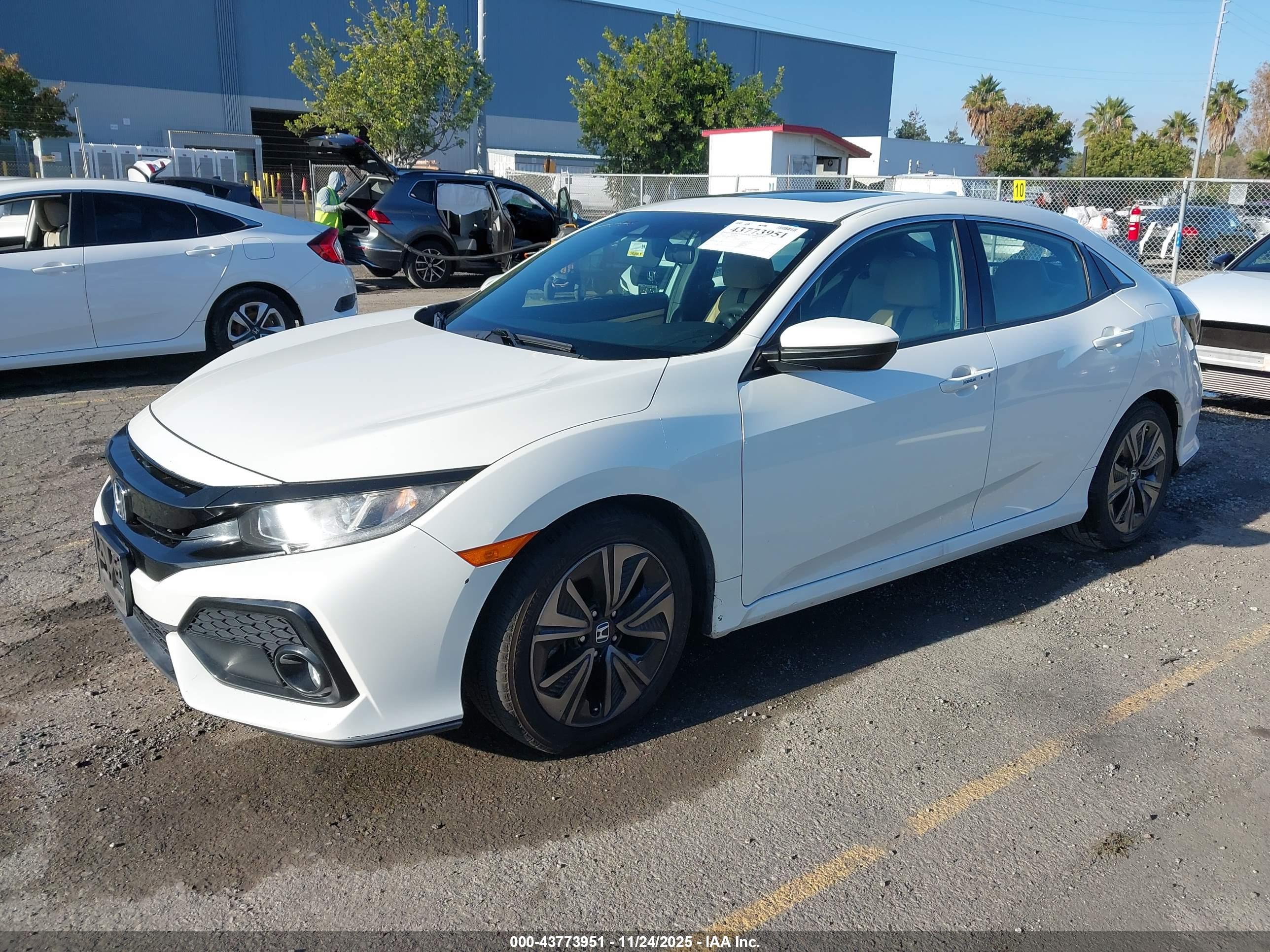 HONDA CIVIC image 2