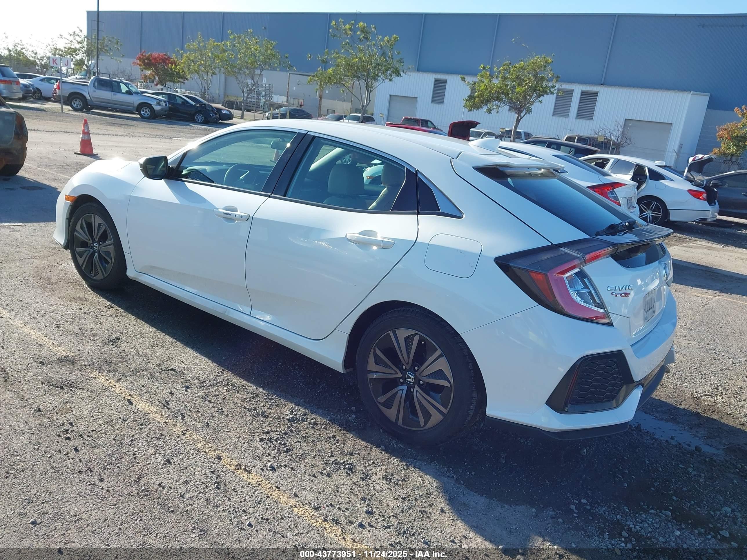 HONDA CIVIC image 3