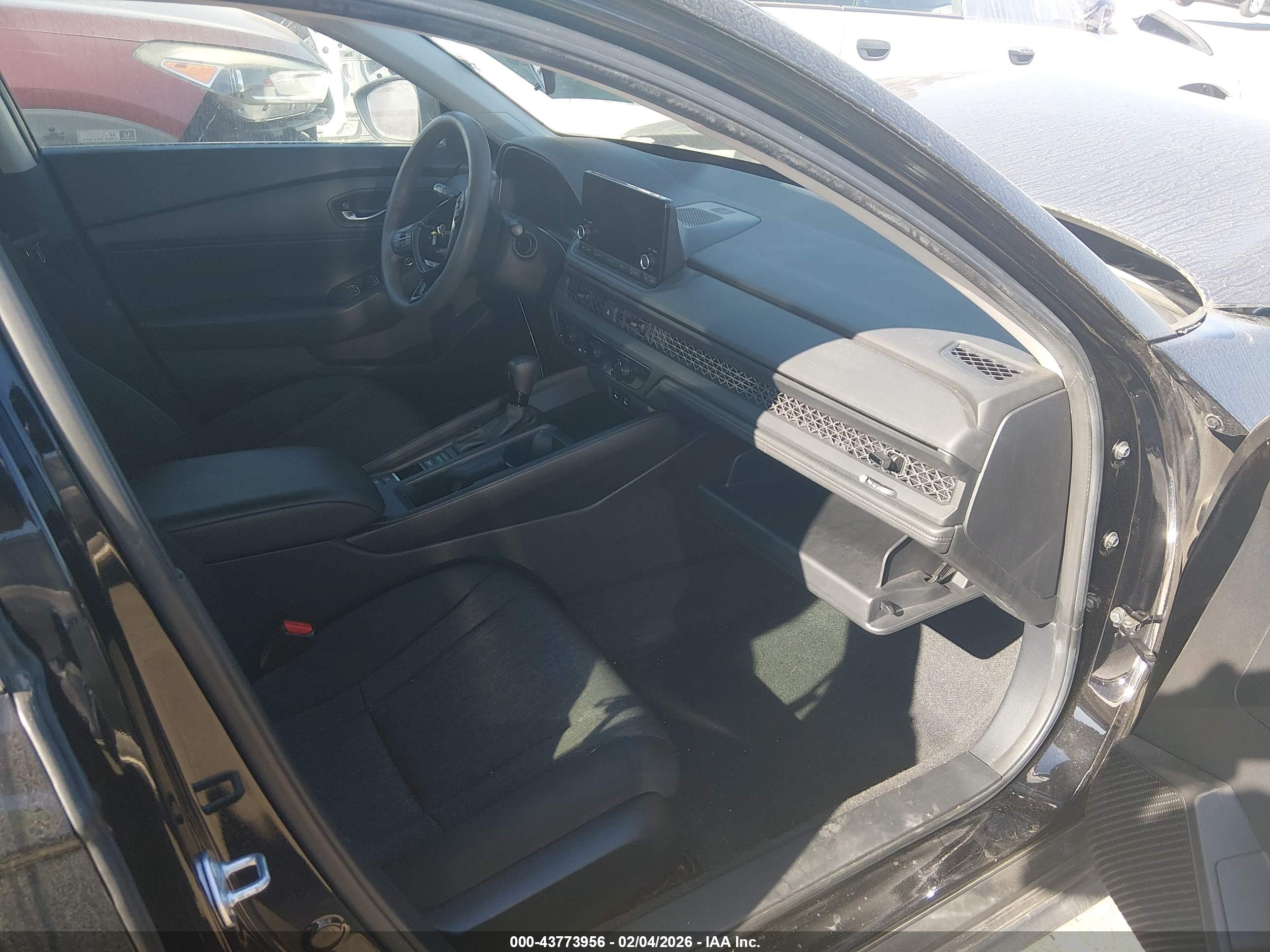HONDA ACCORD image 5