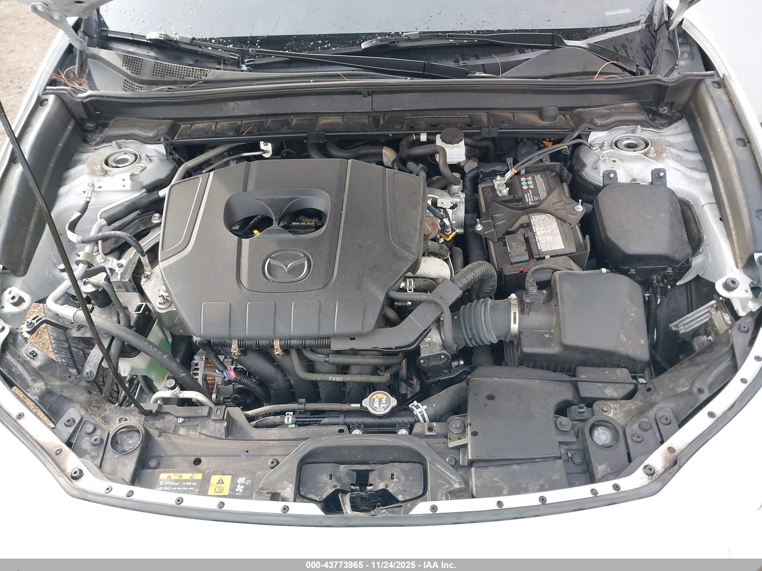 MAZDA CX-30 image 10