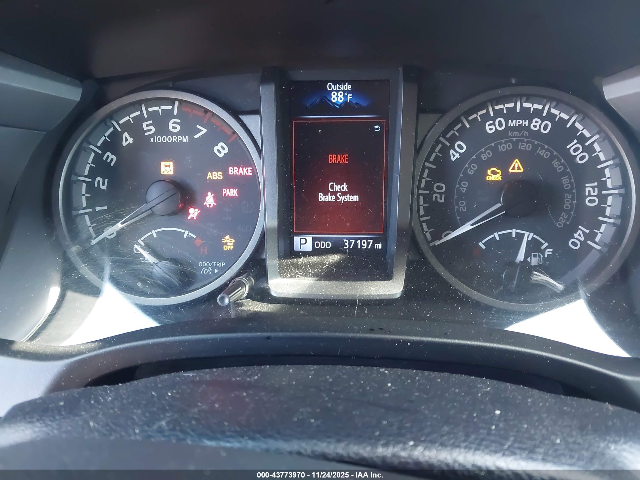 TOYOTA TACOMA image 7
