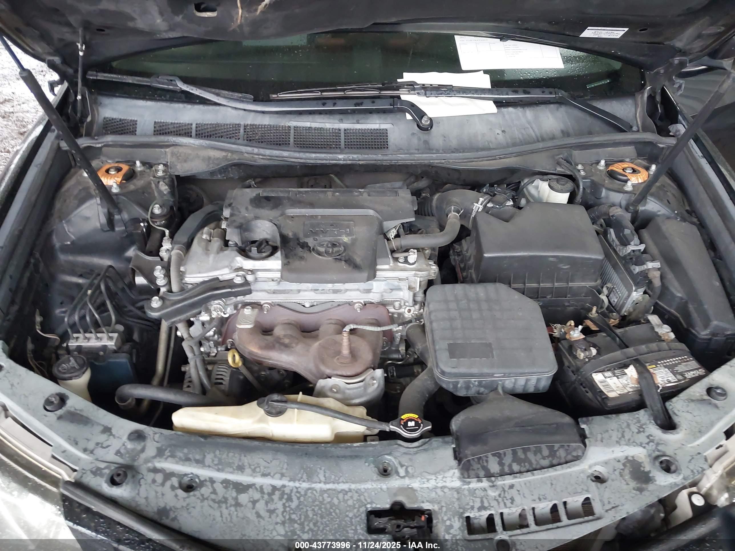 TOYOTA CAMRY image 10