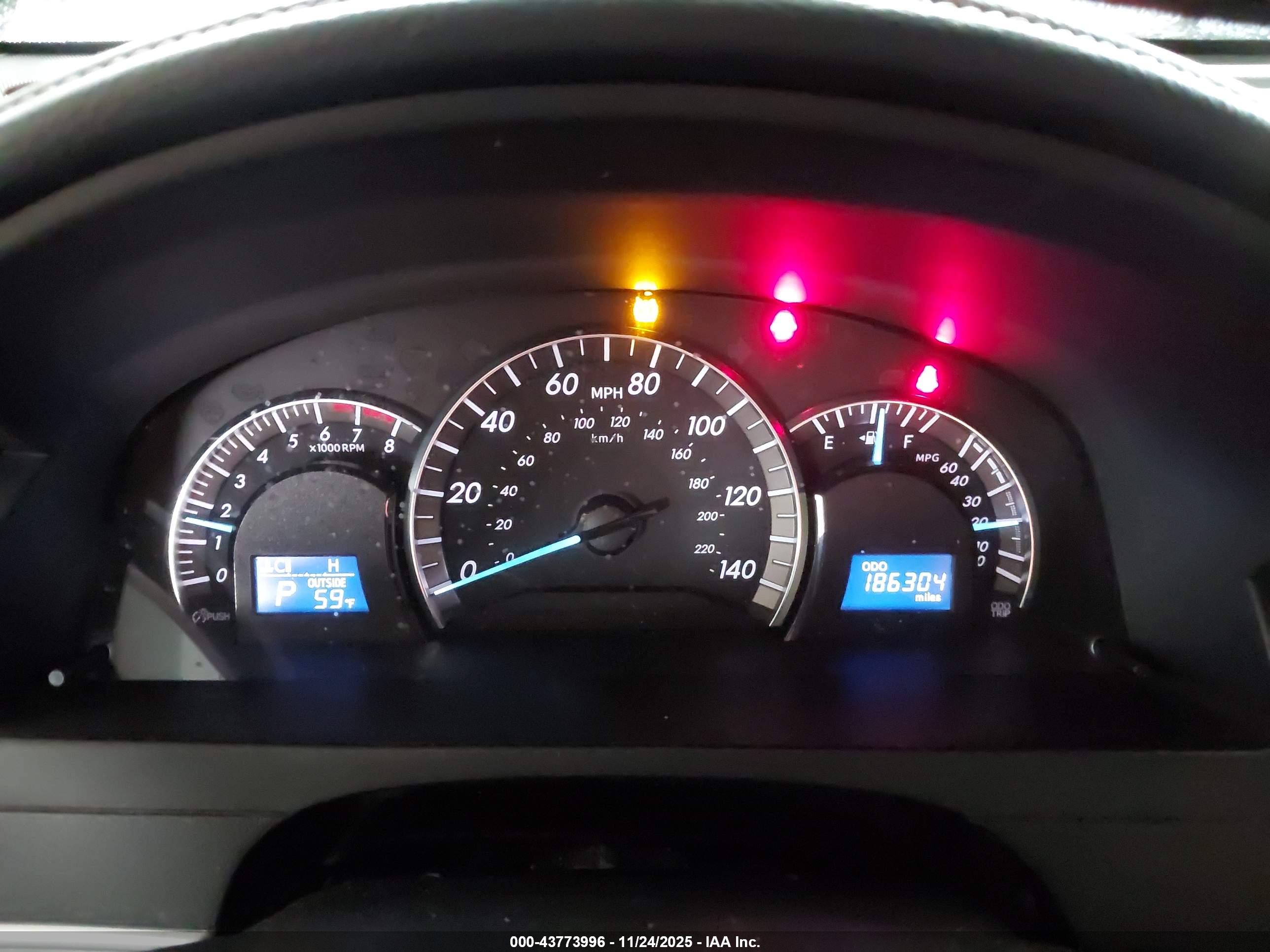 TOYOTA CAMRY image 7