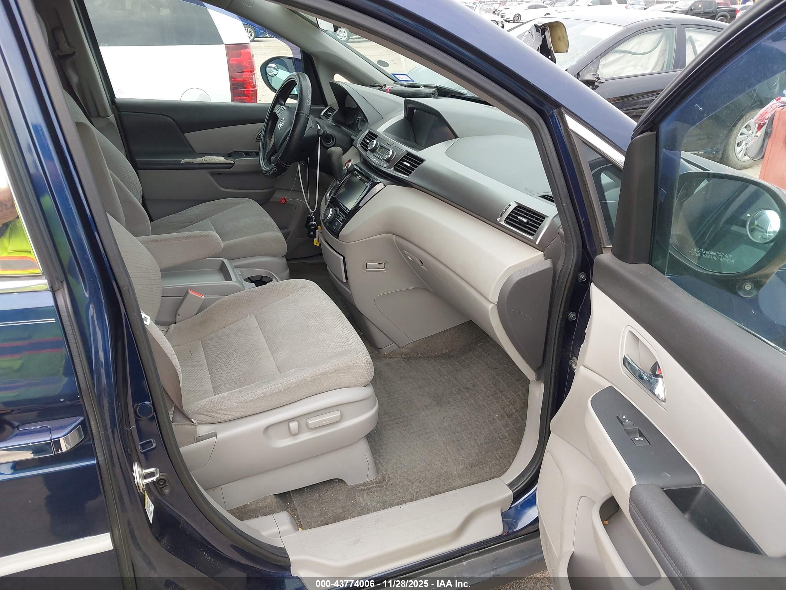 HONDA ODYSSEY image 5