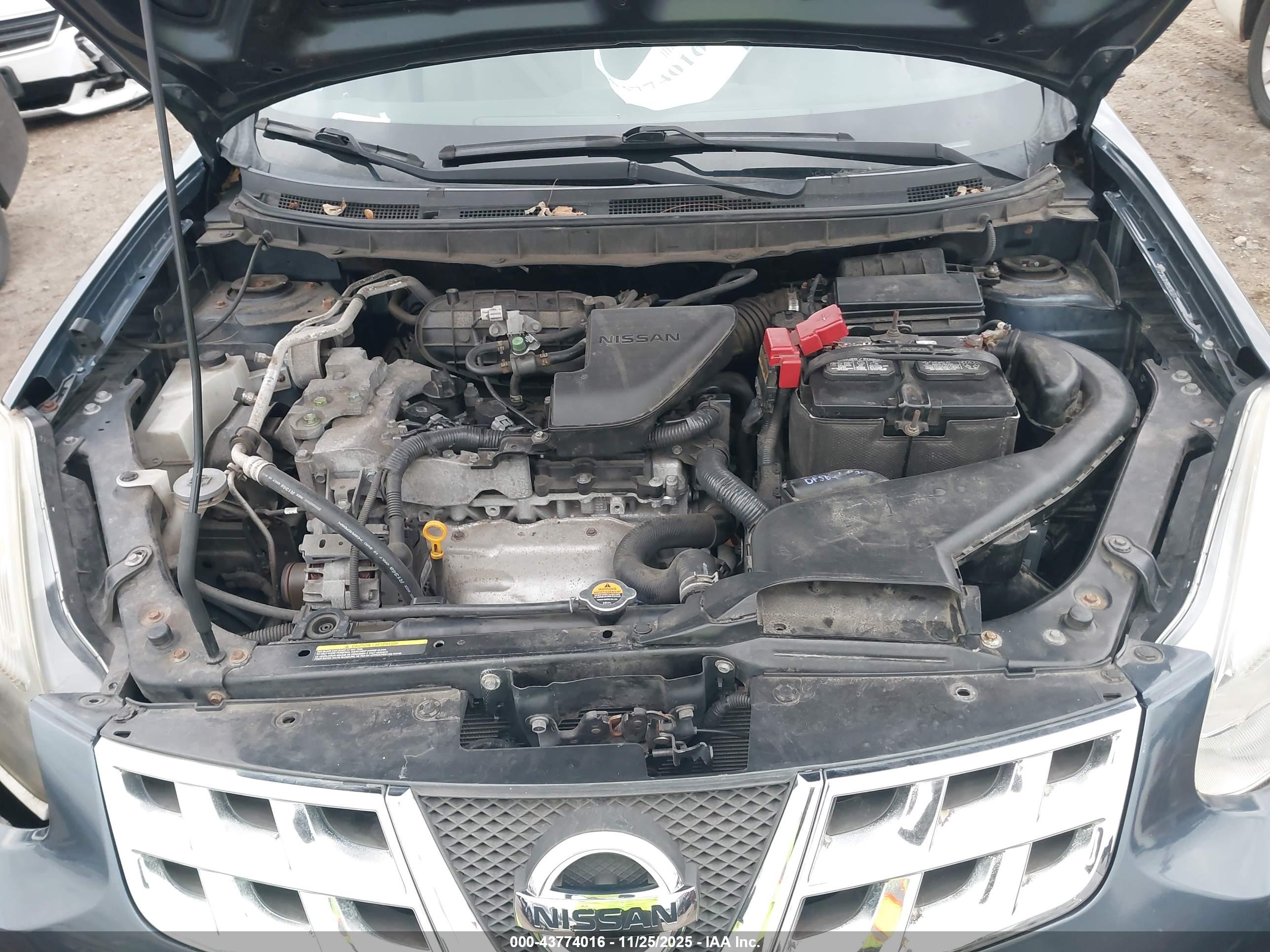 NISSAN ROGUE image 10