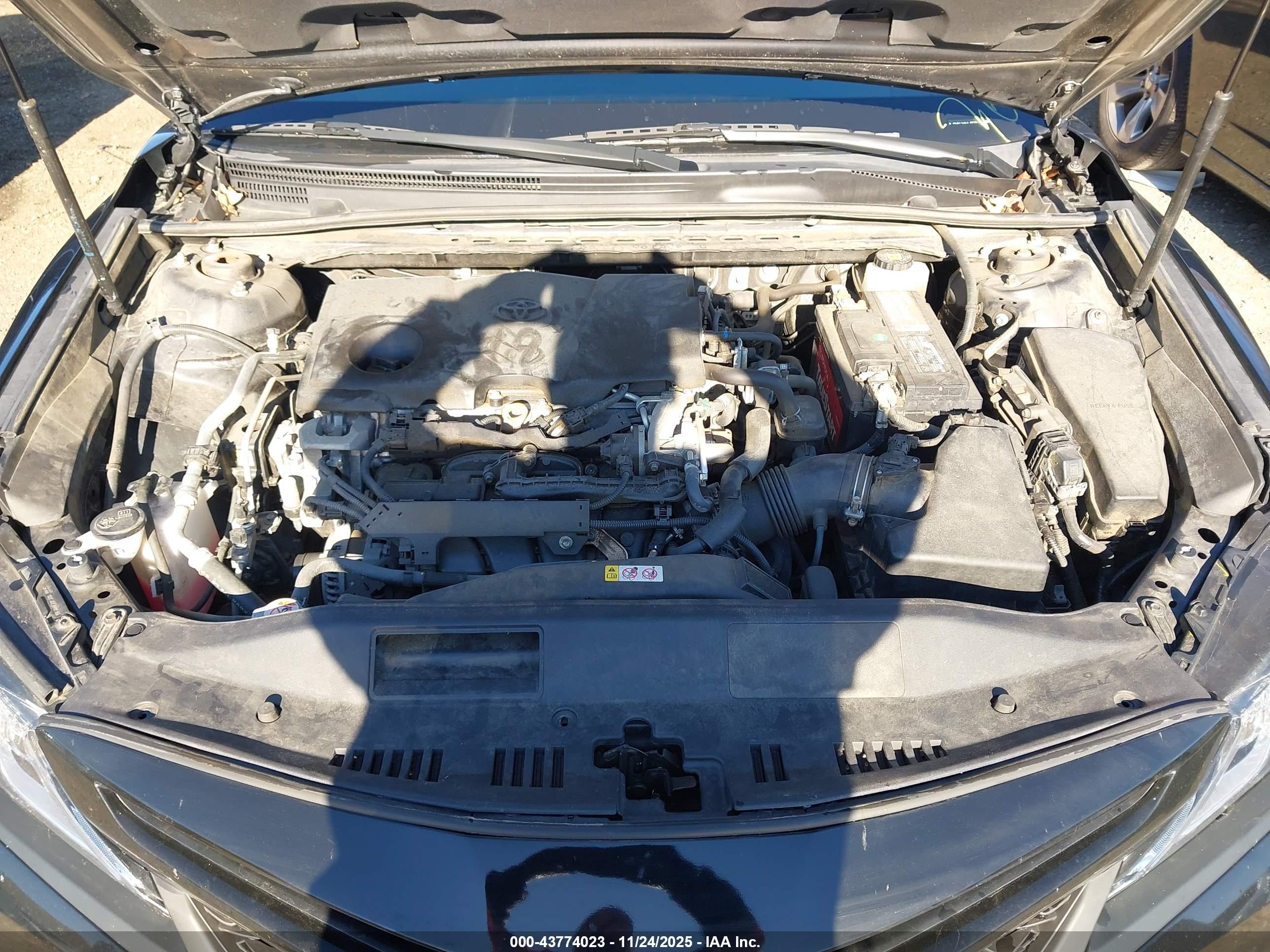 TOYOTA CAMRY image 10