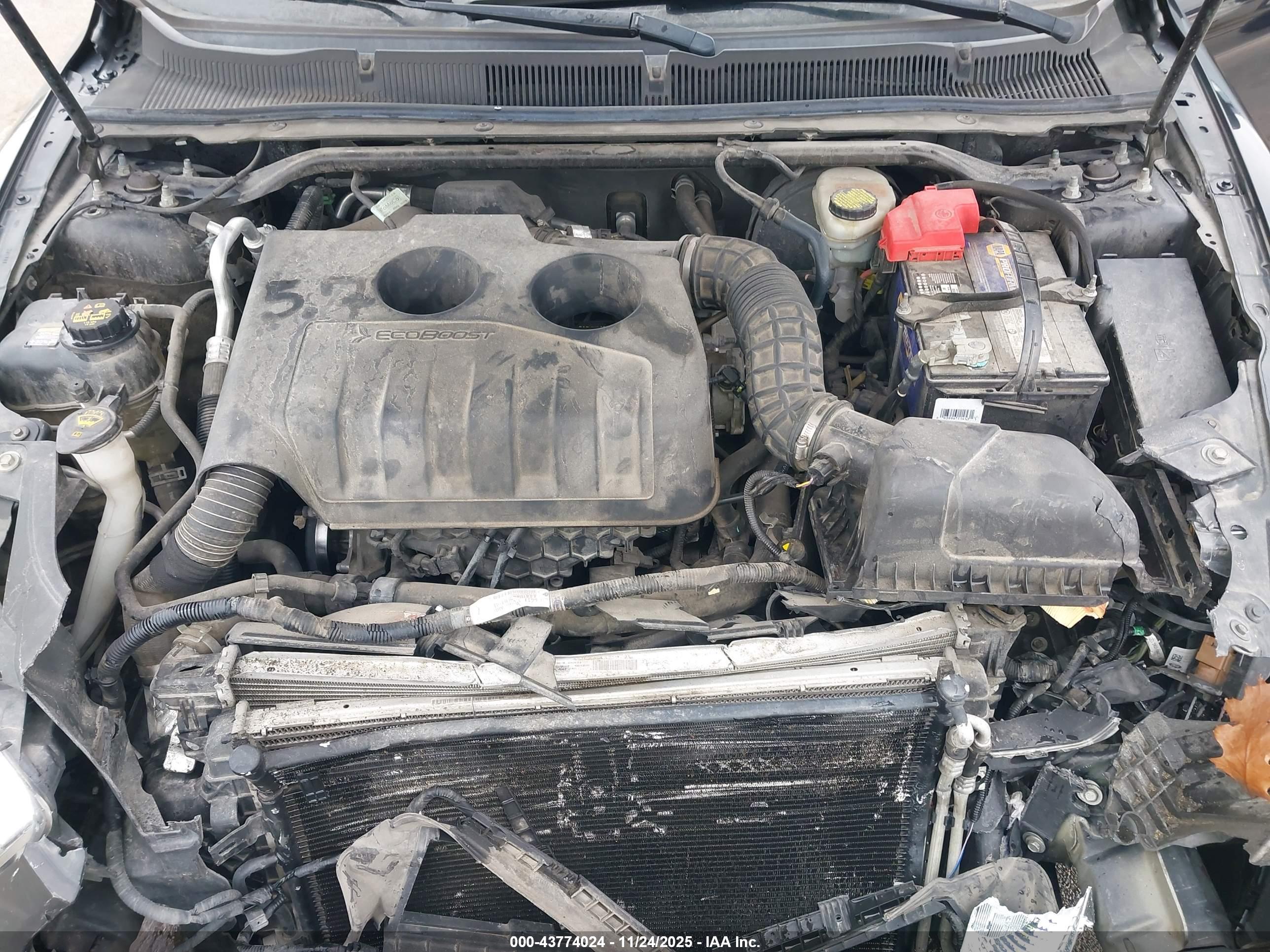FORD TAURUS image 10