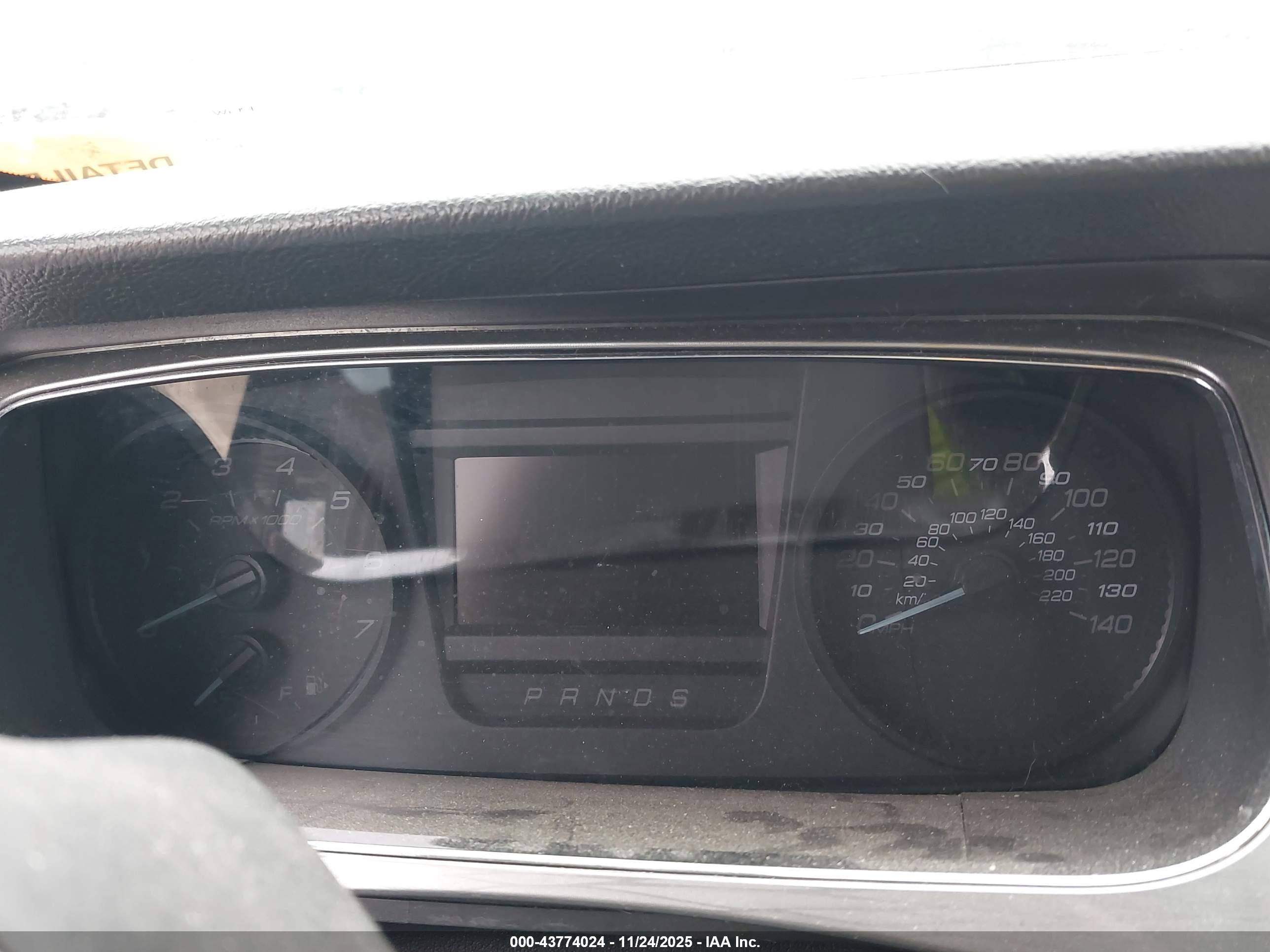 FORD TAURUS image 7