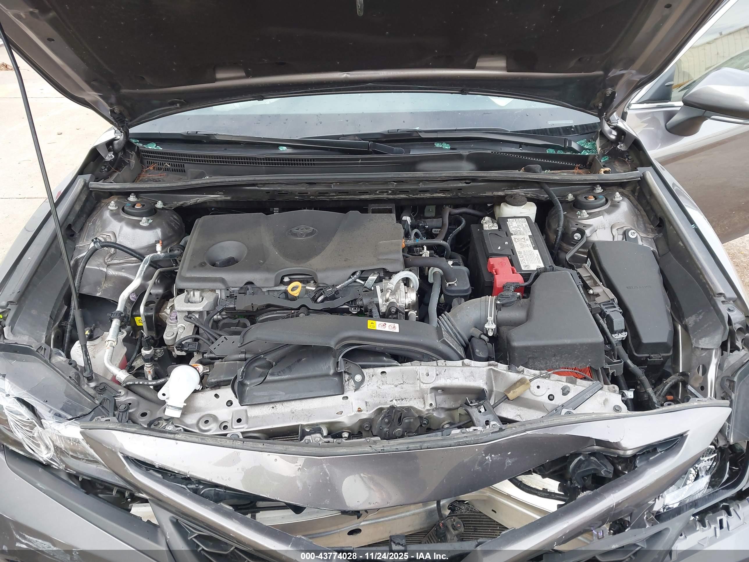TOYOTA CAMRY image 10