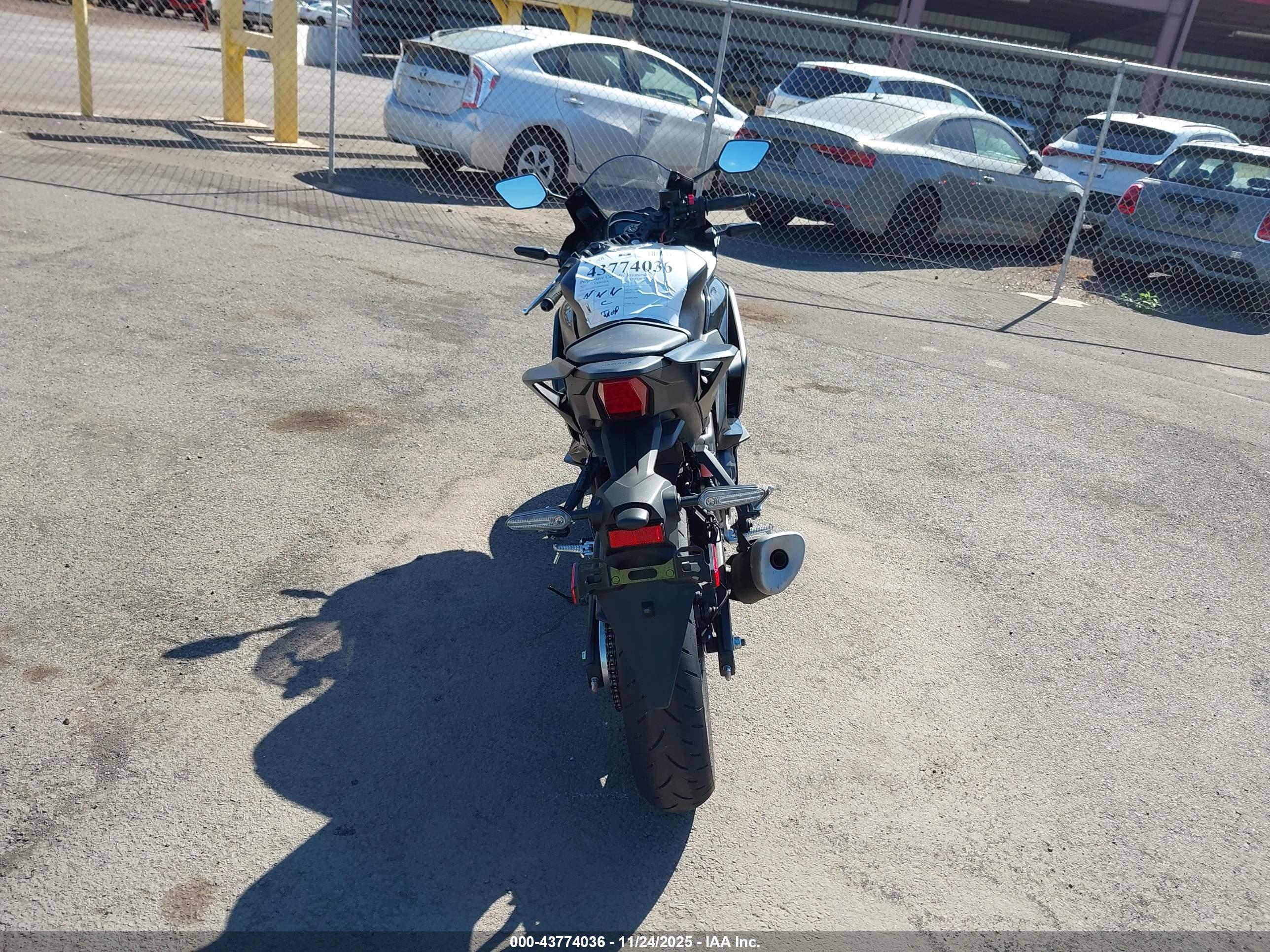 YAMAHA YFZ320 image 6