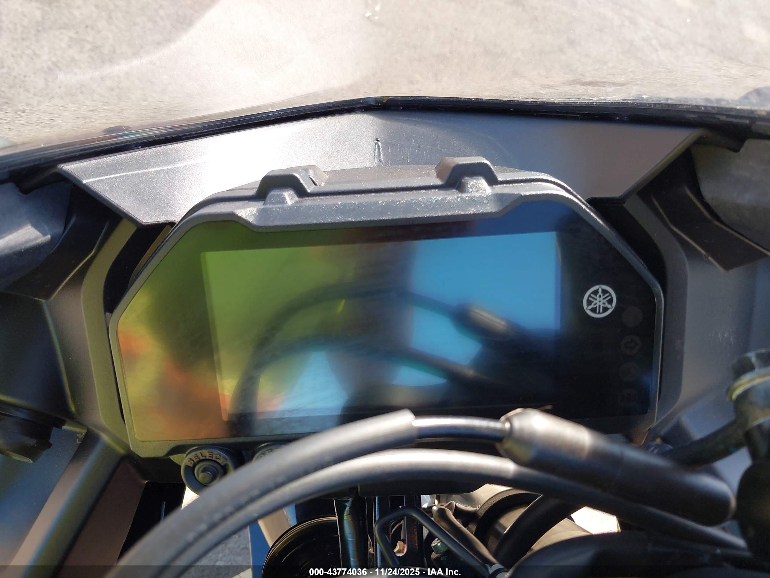 YAMAHA YFZ320 image 7