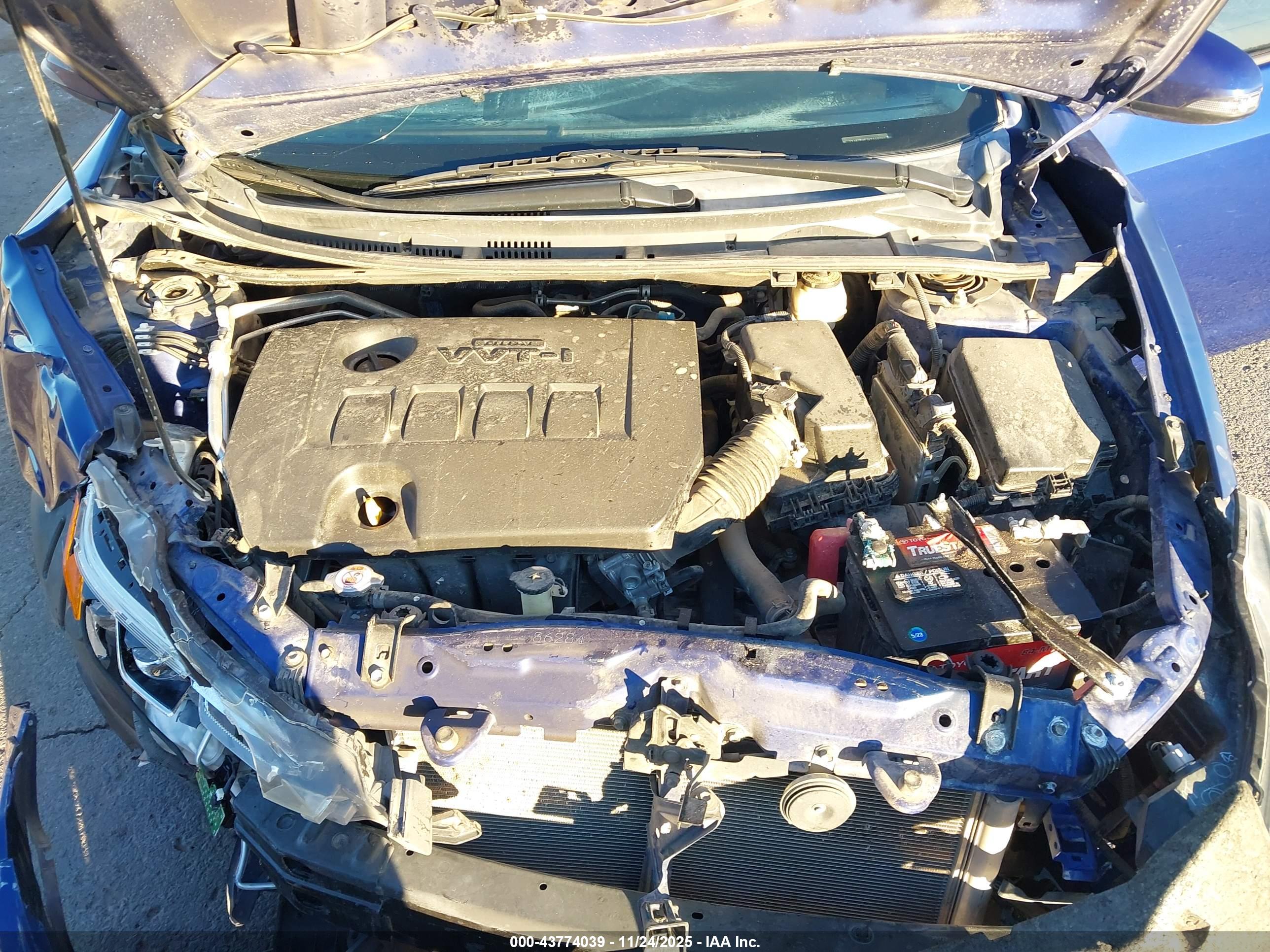 TOYOTA COROLLA image 10