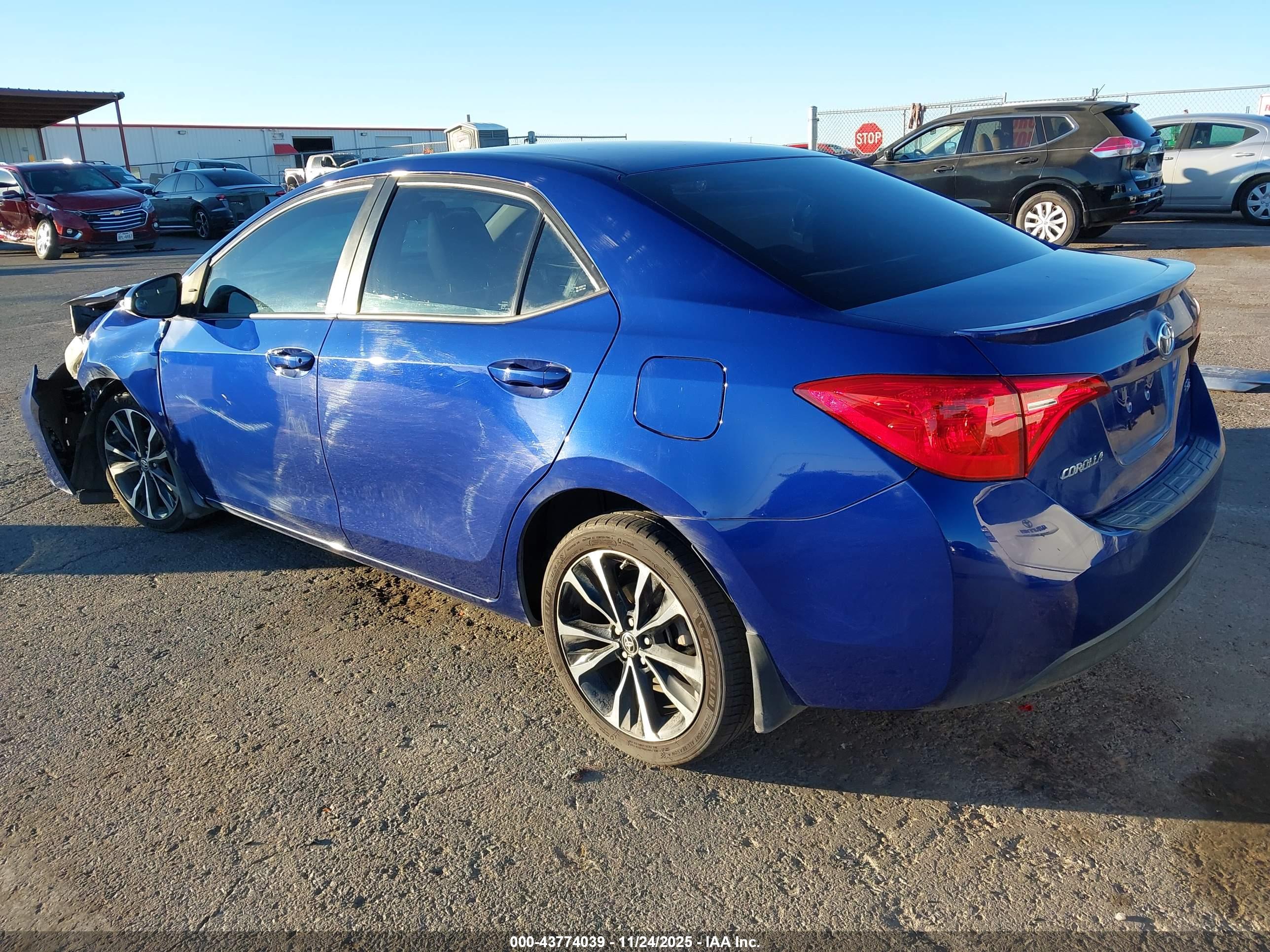 TOYOTA COROLLA image 3