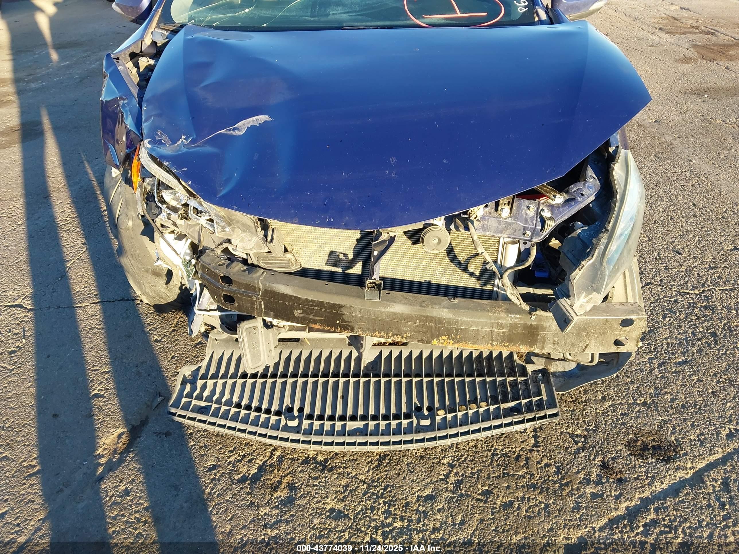TOYOTA COROLLA image 6