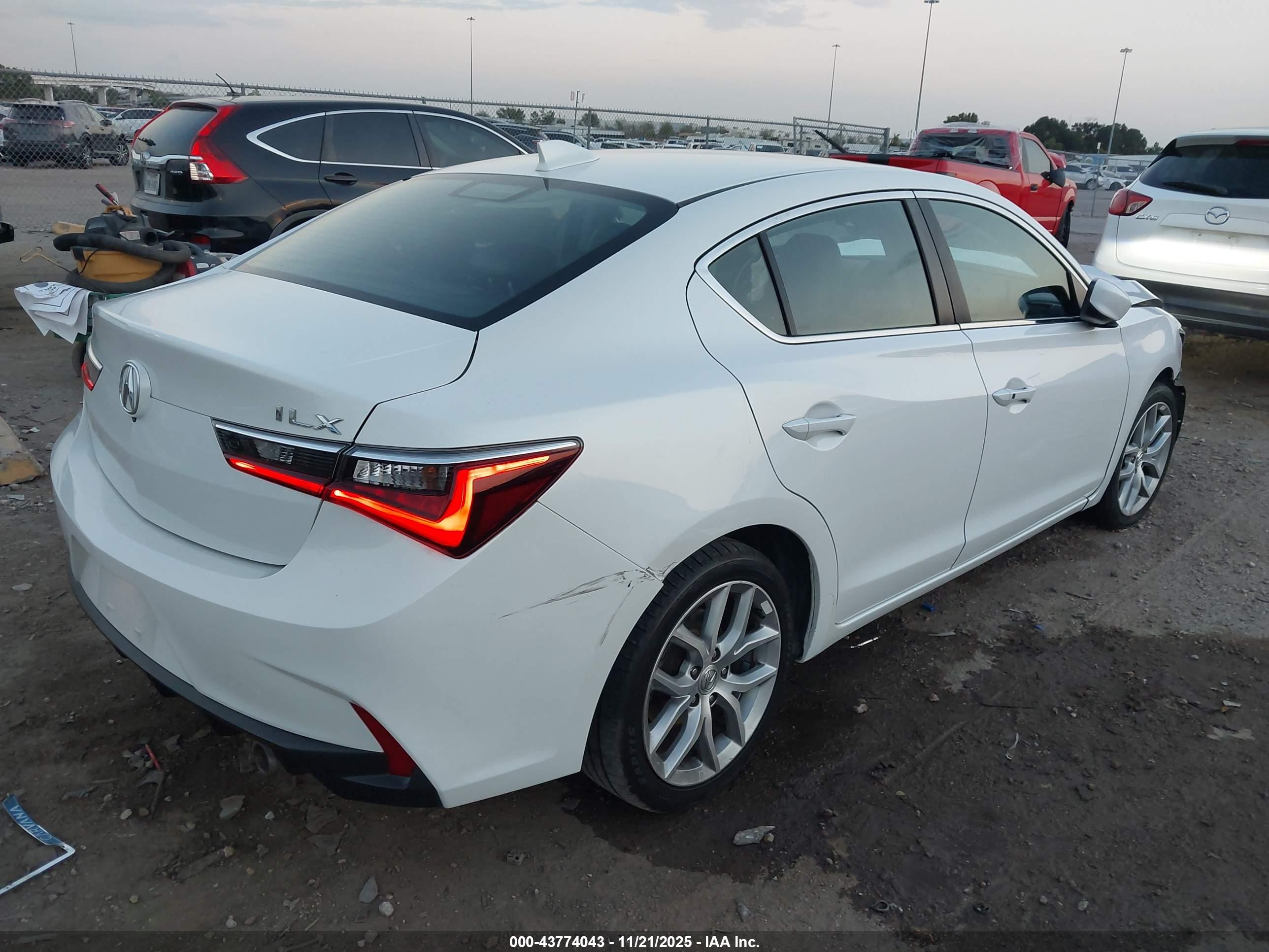 ACURA ILX image 4