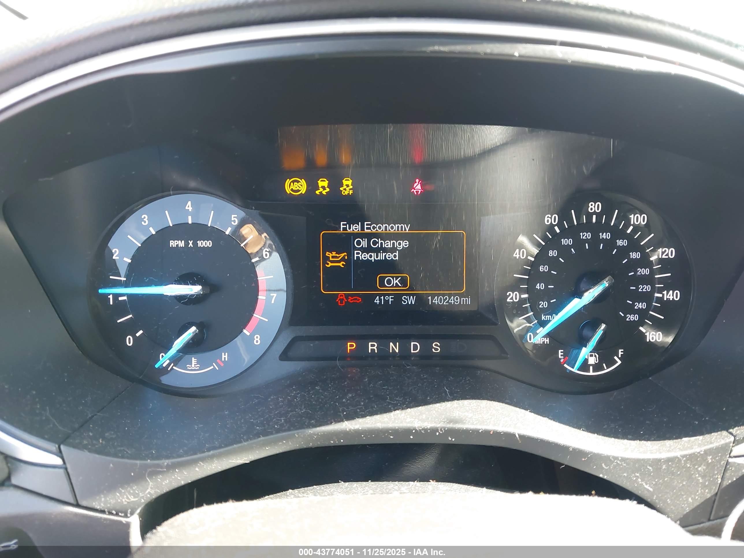 FORD FUSION image 7