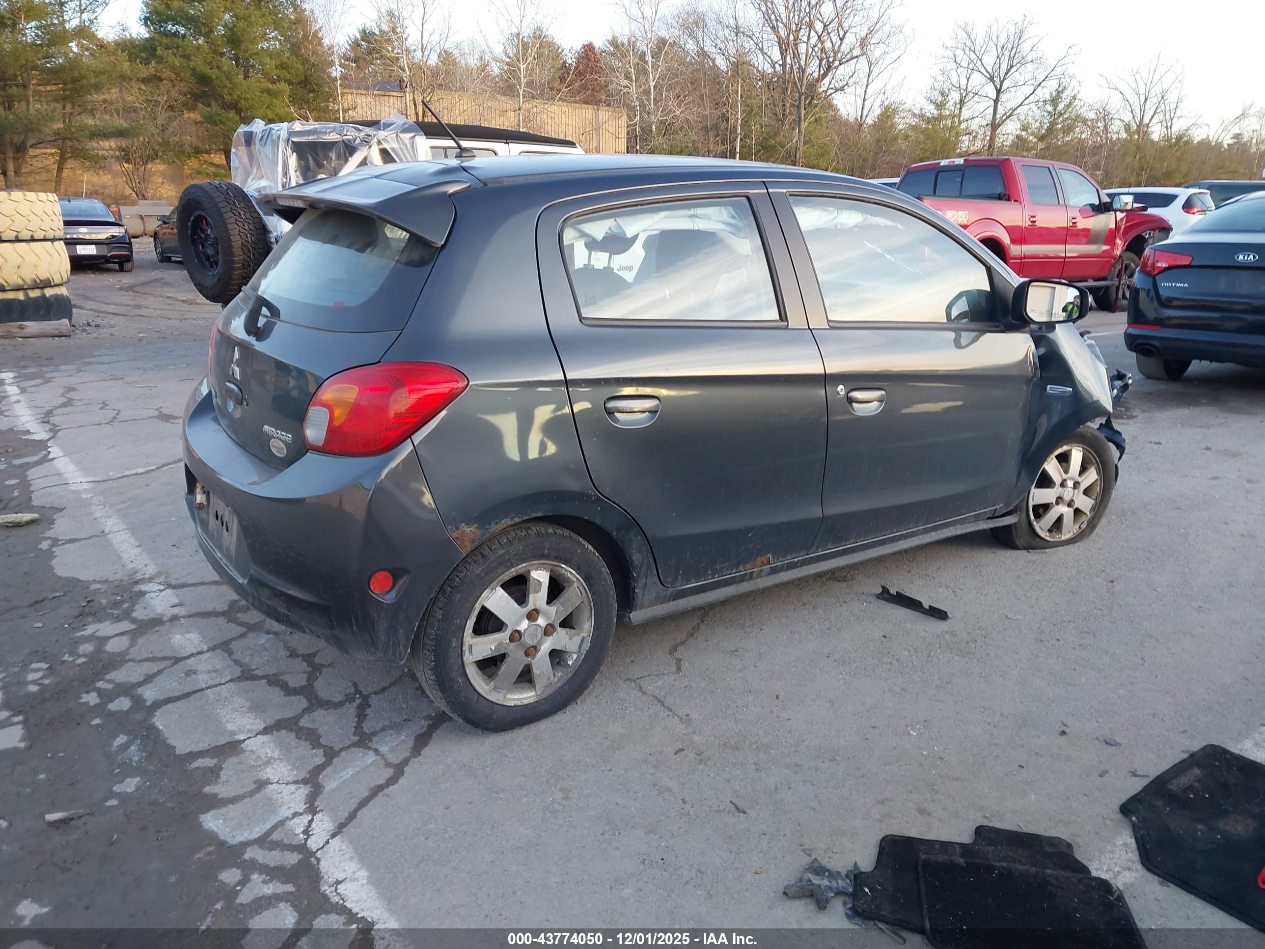 MITSUBISHI MIRAGE image 4