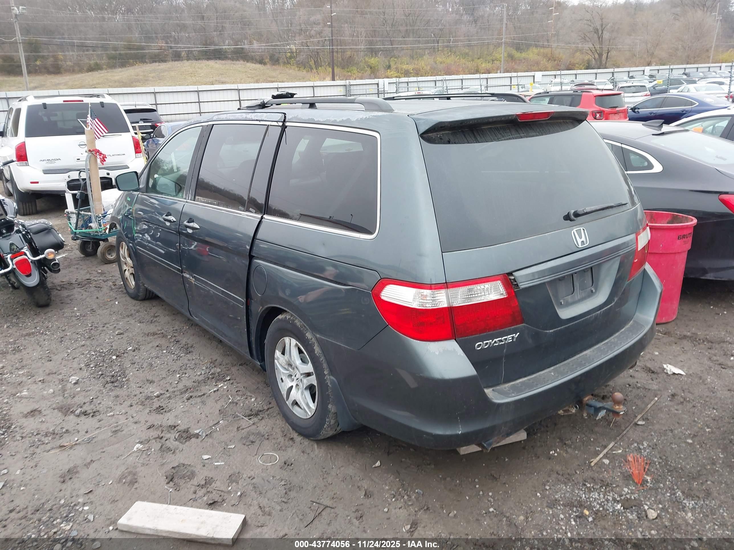 HONDA ODYSSEY image 3