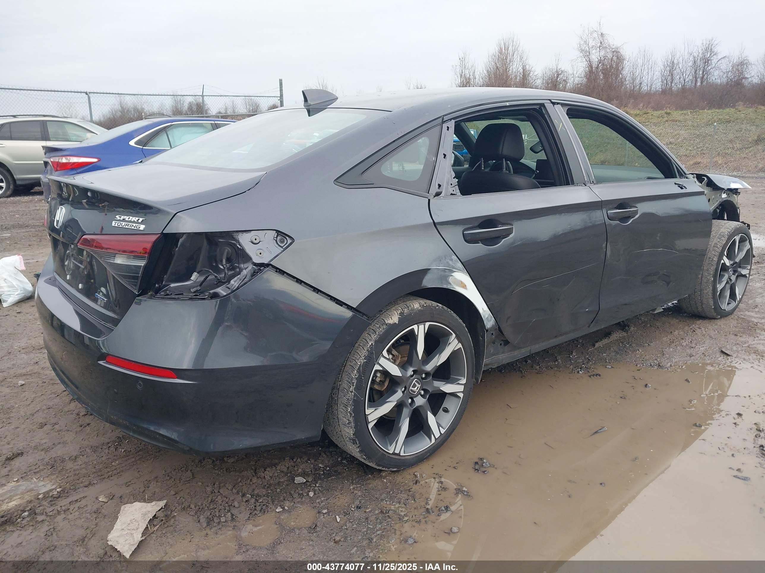 HONDA CIVIC image 4
