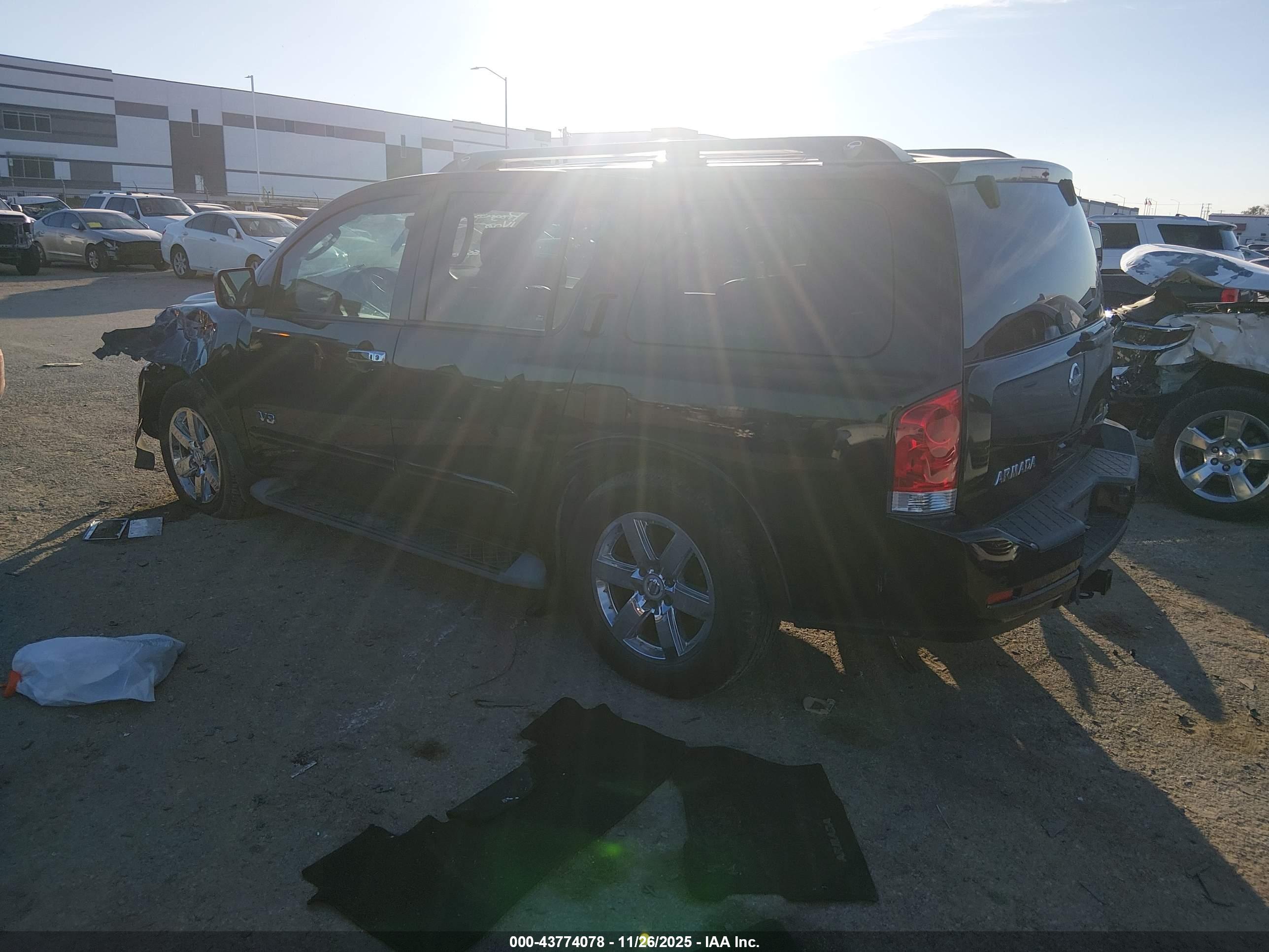 NISSAN ARMADA image 3