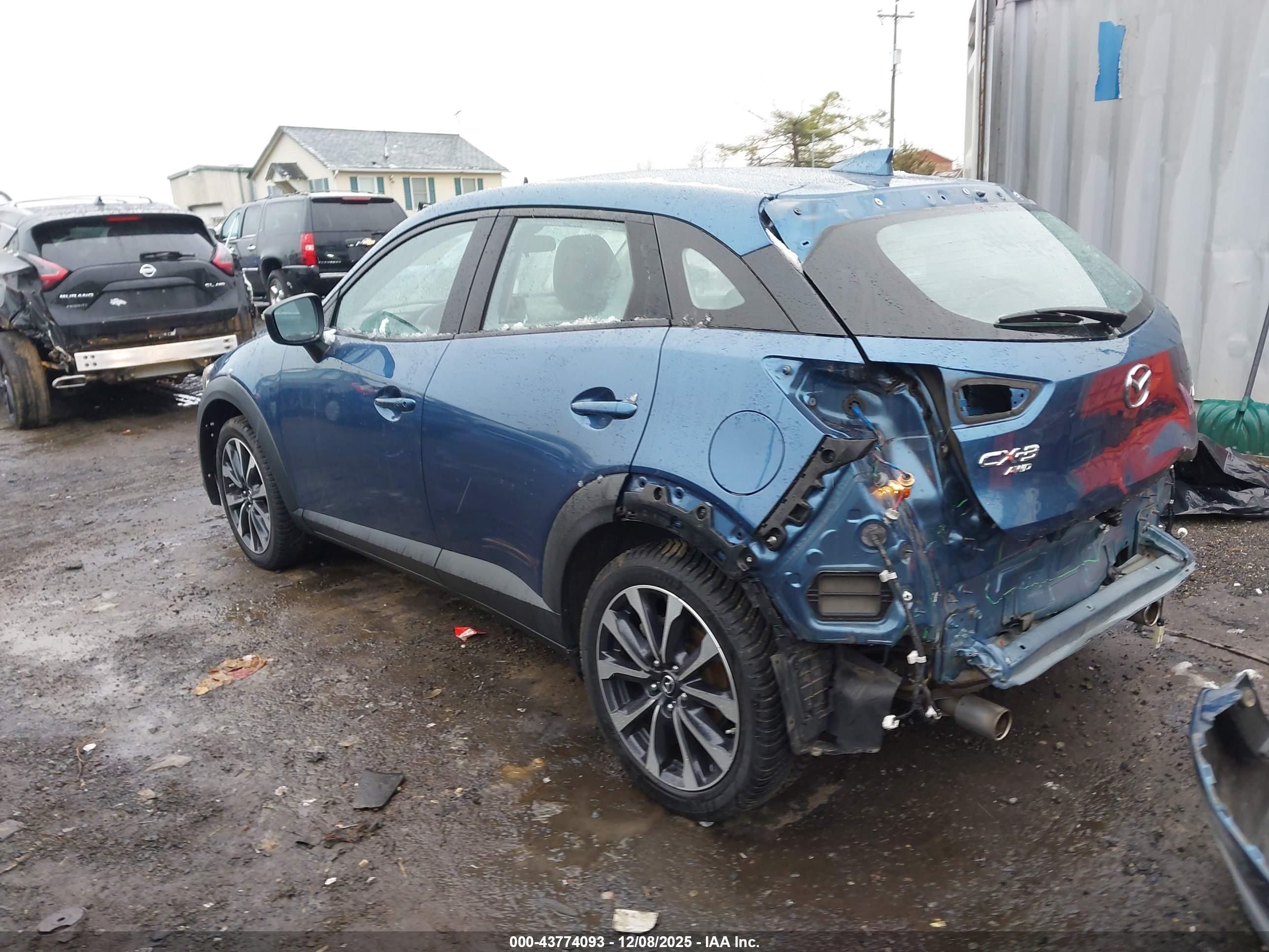 MAZDA CX-3 image 3