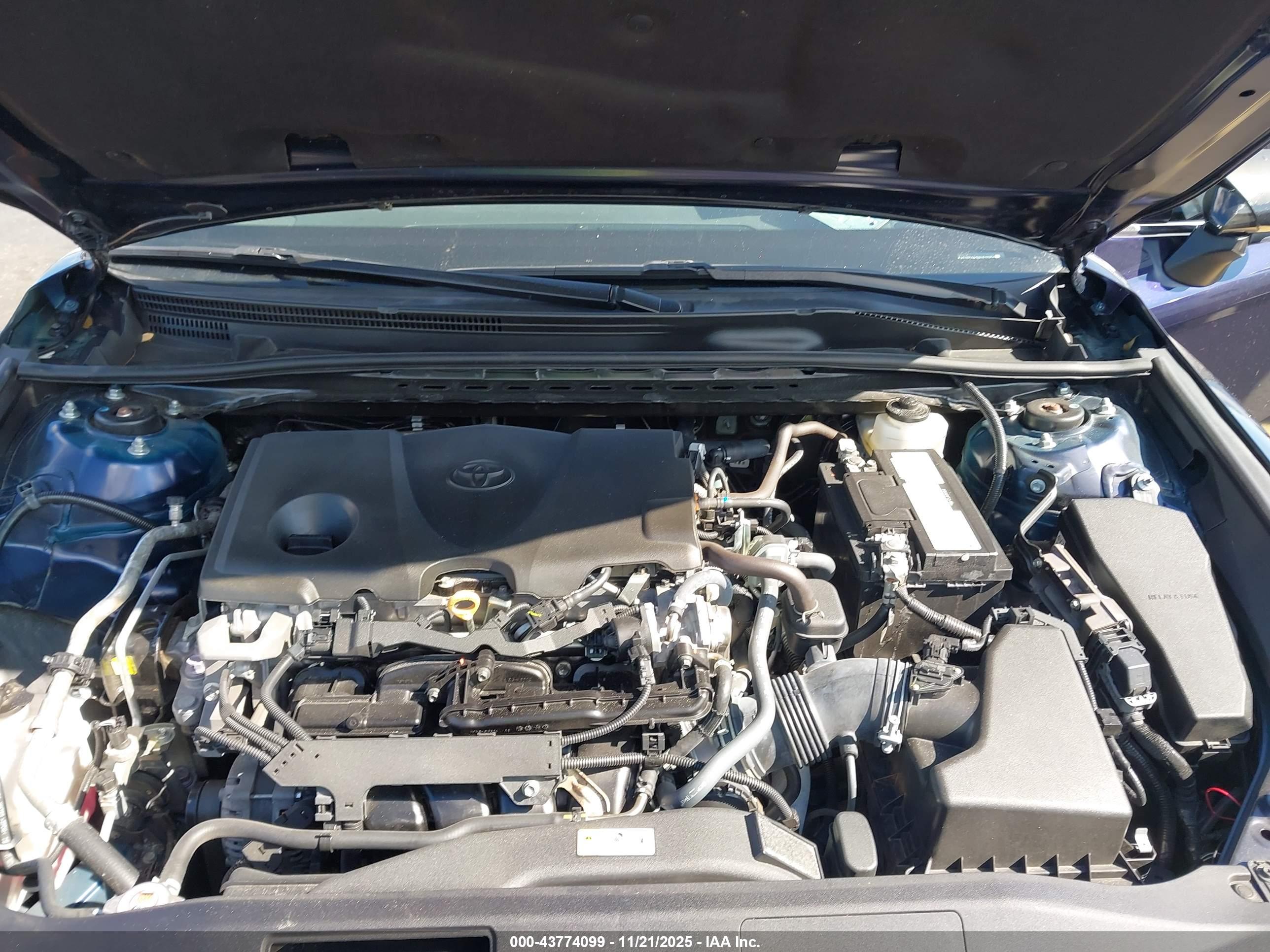 TOYOTA CAMRY image 10