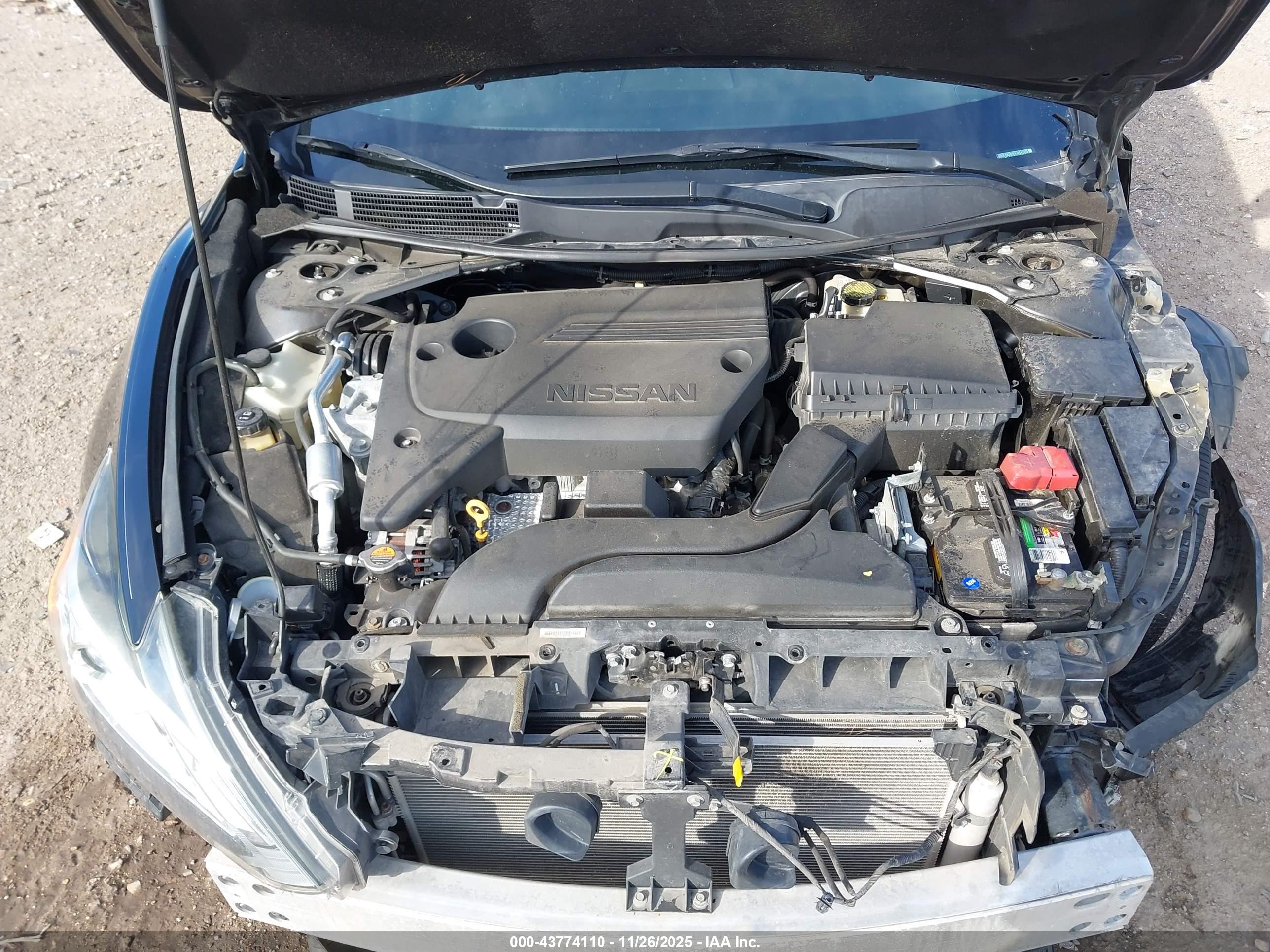 NISSAN ALTIMA image 10