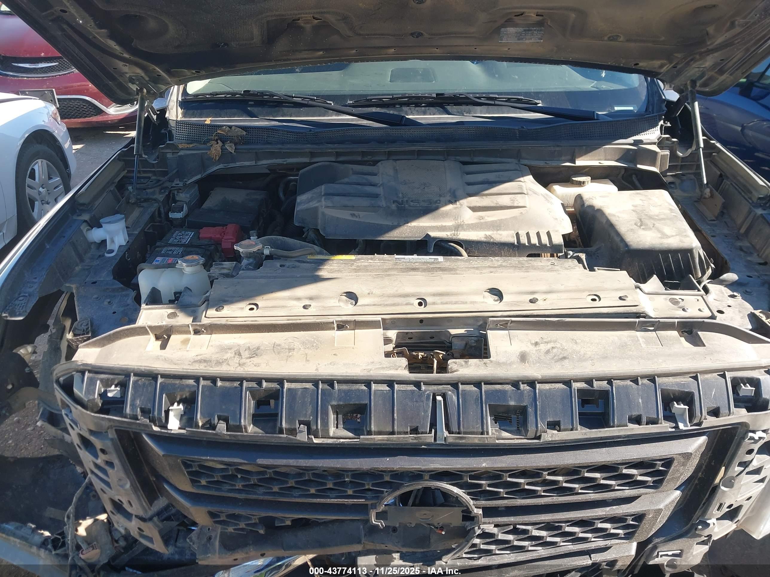 NISSAN TITAN image 10