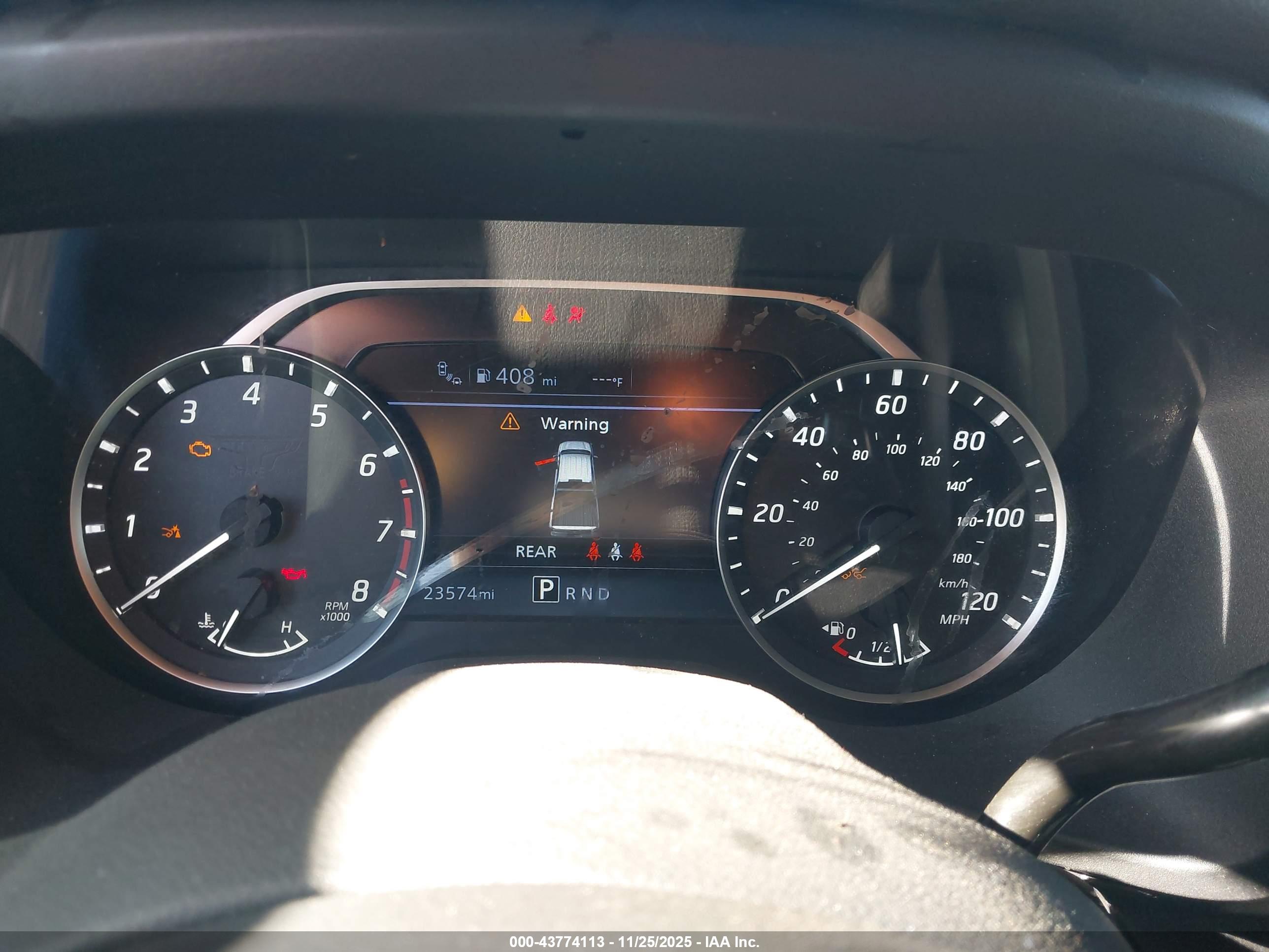 NISSAN TITAN image 7