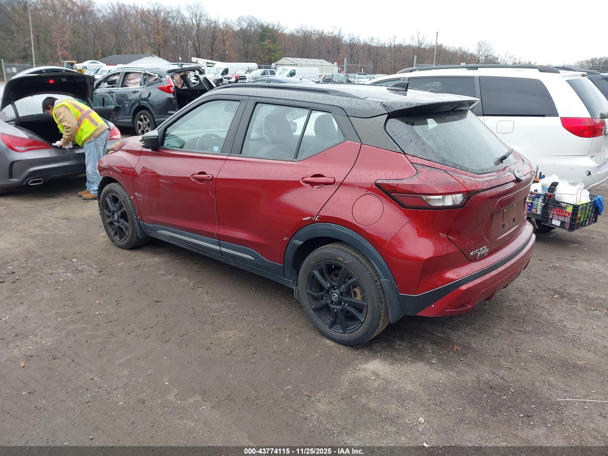 NISSAN KICKS image 3