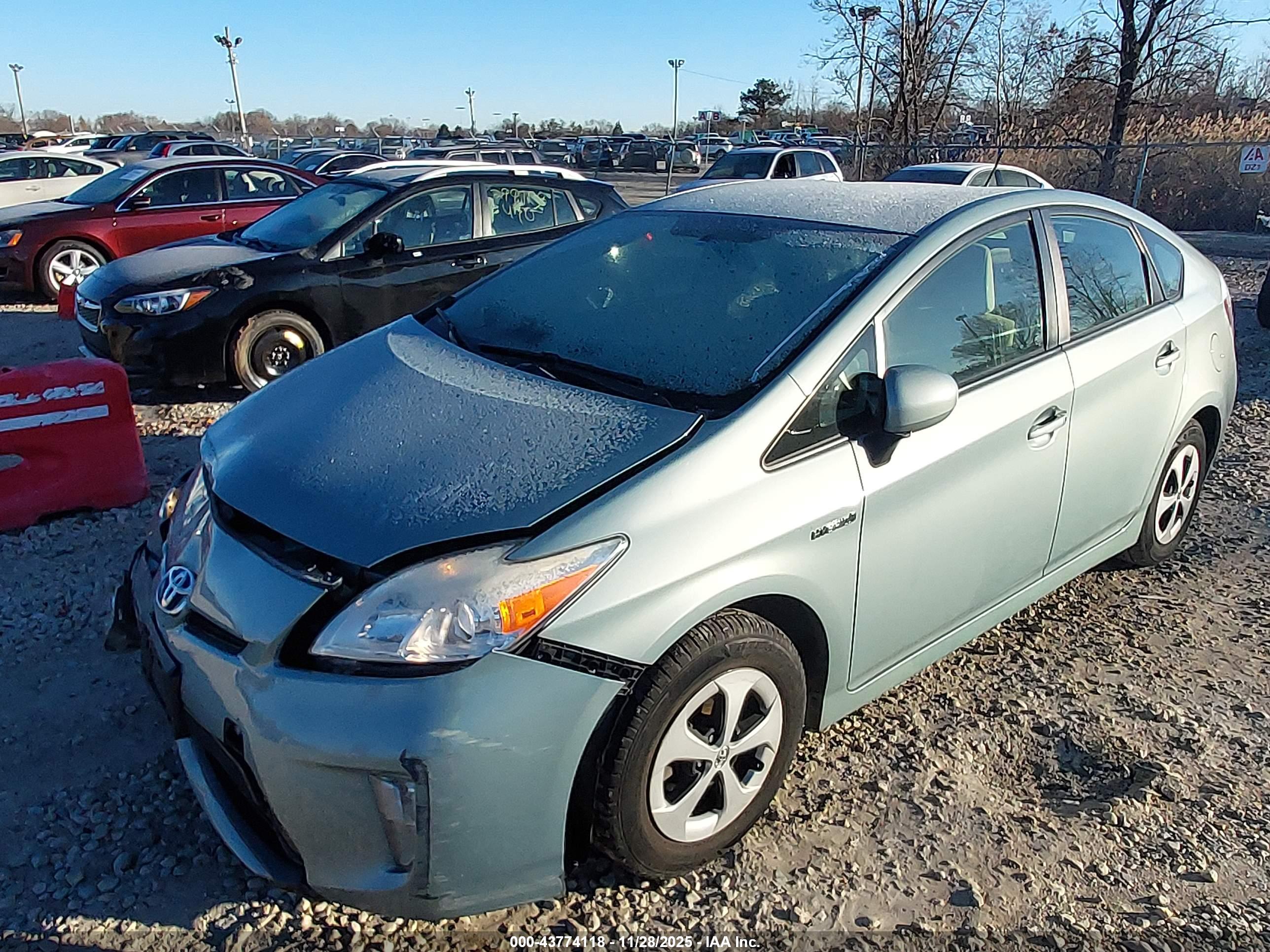 TOYOTA PRIUS image 2