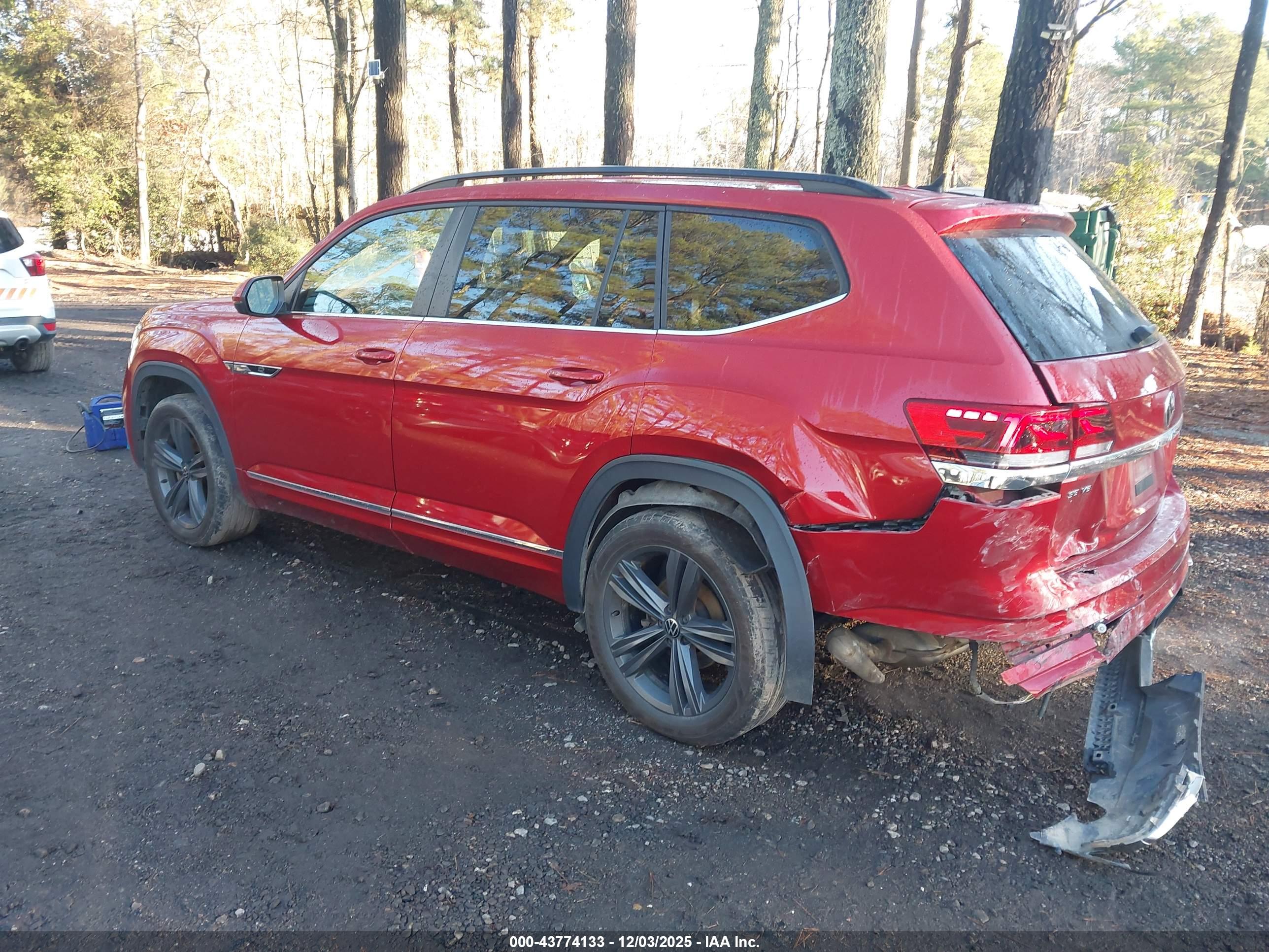VOLKSWAGEN ATLAS image 3