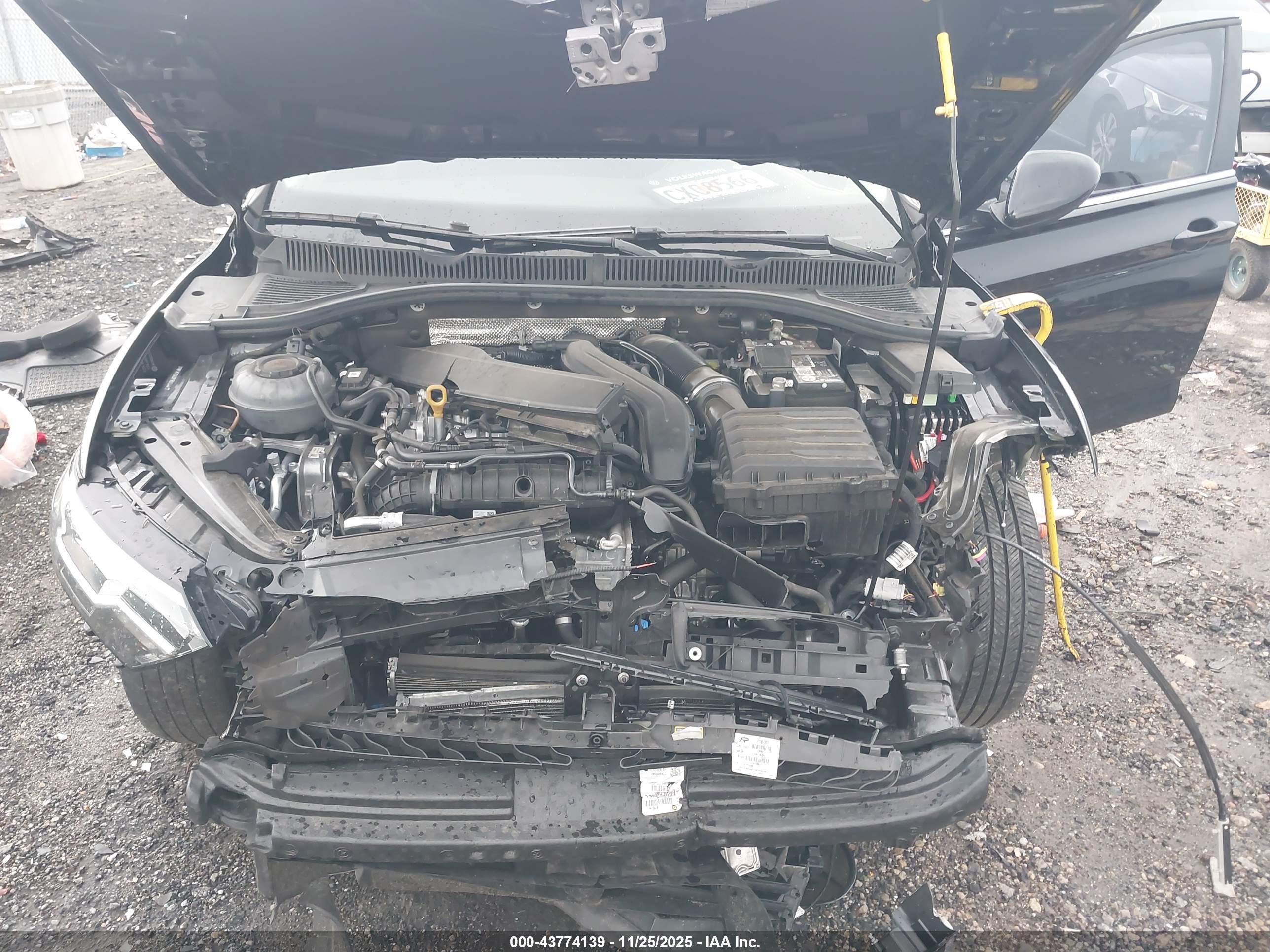 VOLKSWAGEN JETTA image 10