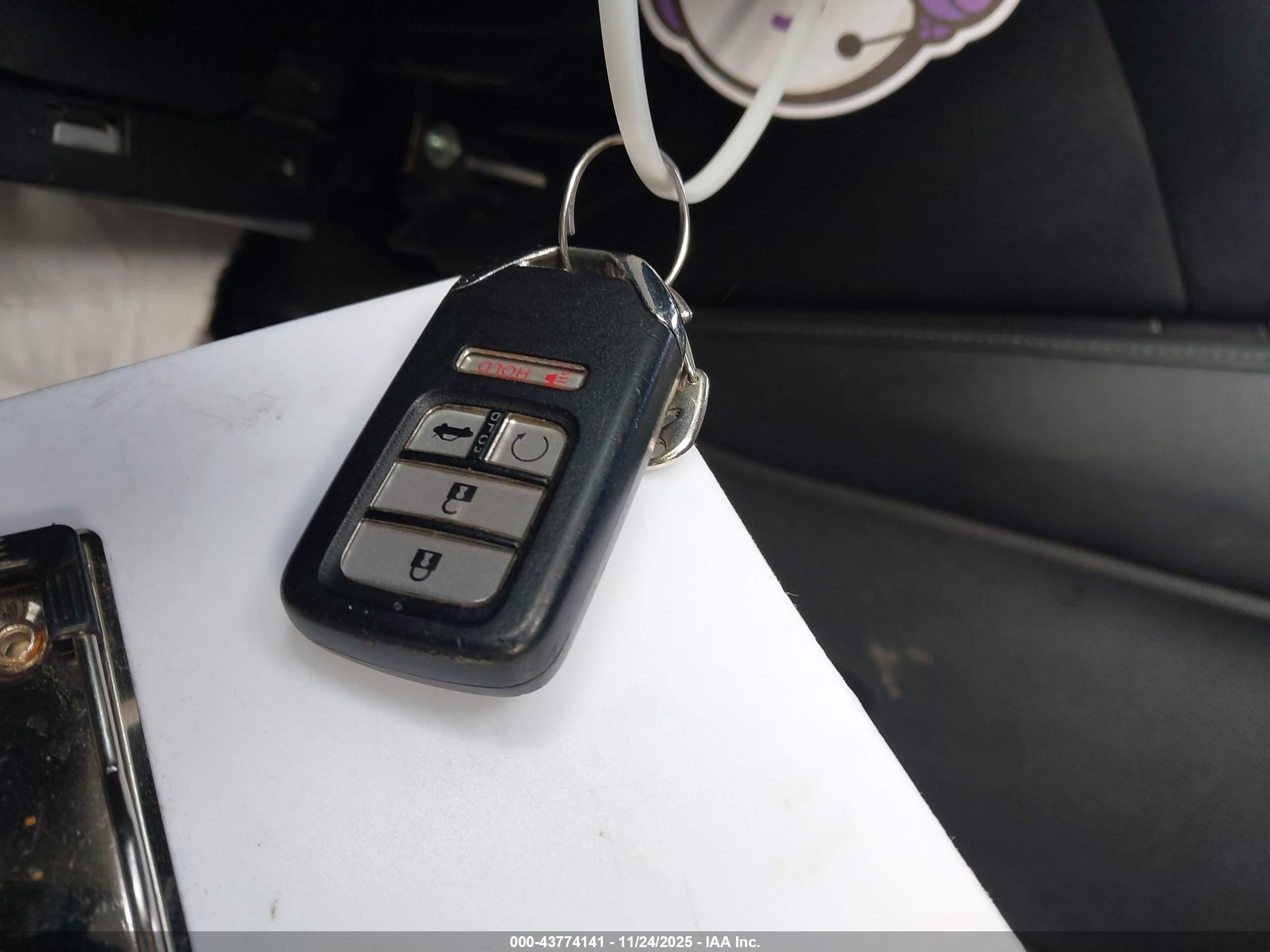 HONDA ACCORD image 11