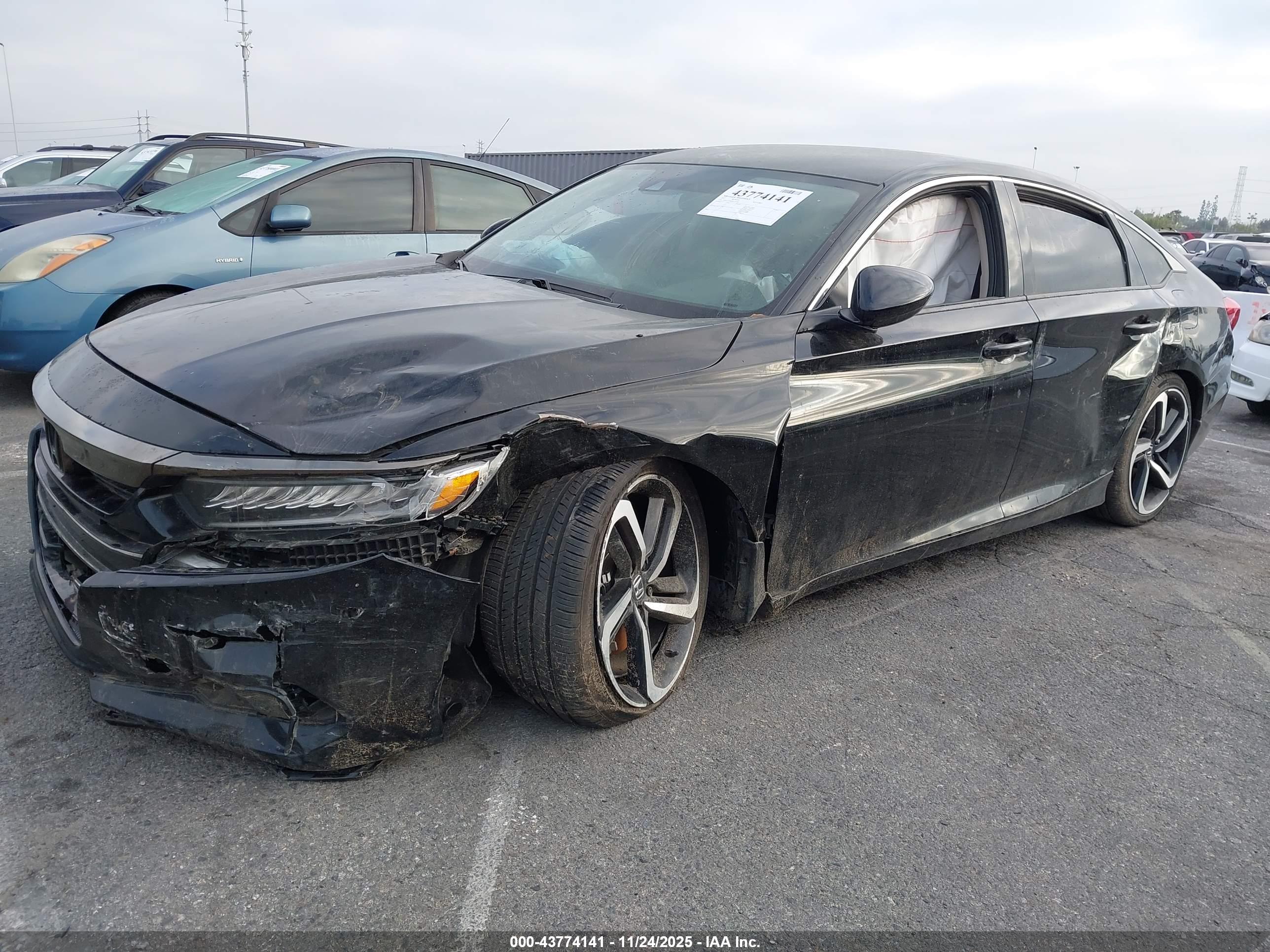 HONDA ACCORD image 2
