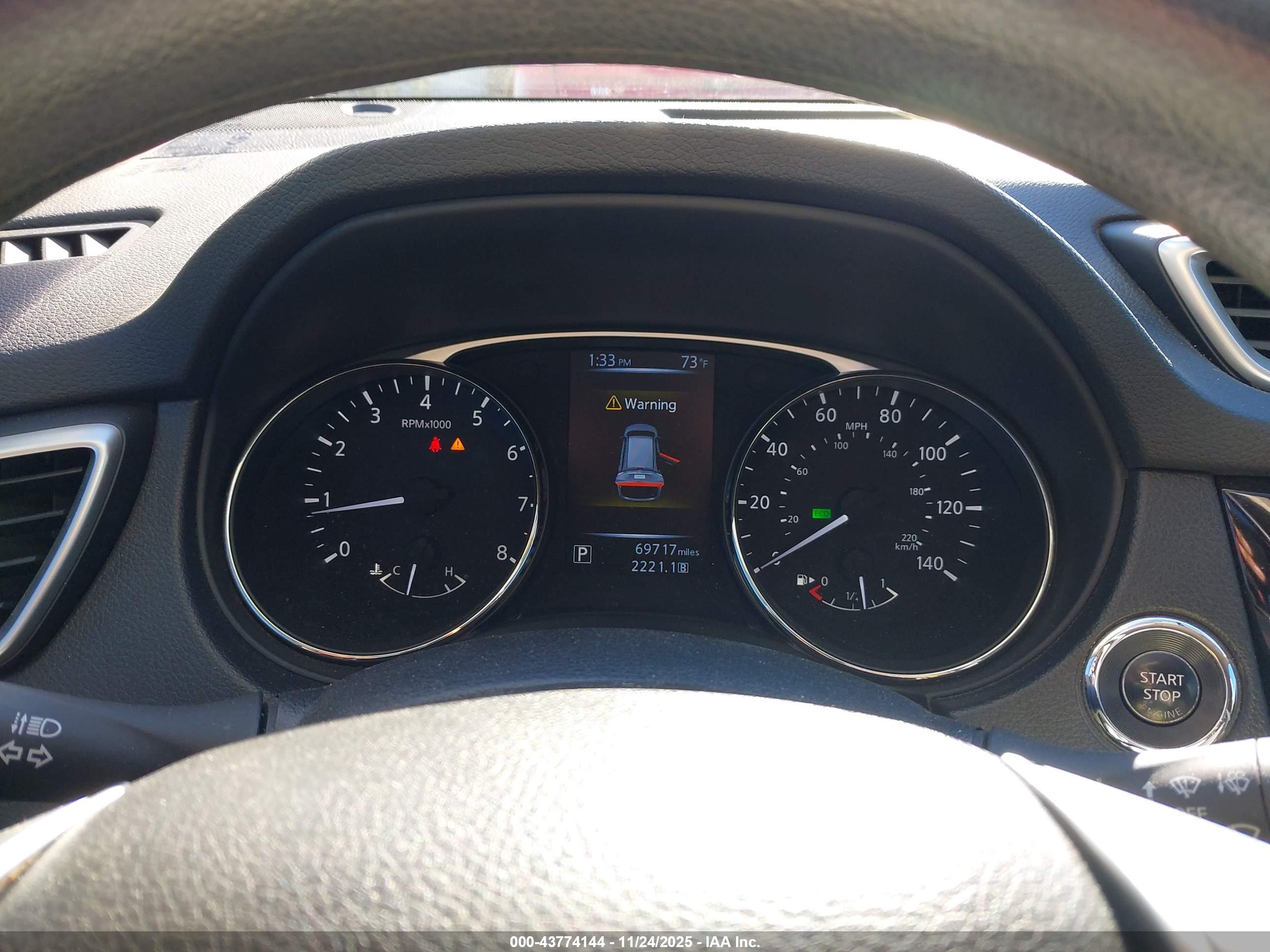 NISSAN ROGUE image 7