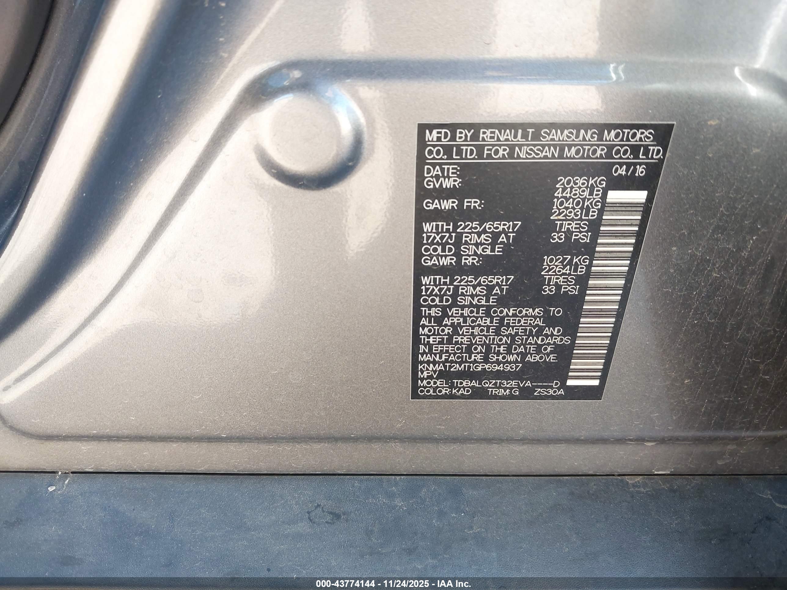NISSAN ROGUE image 9