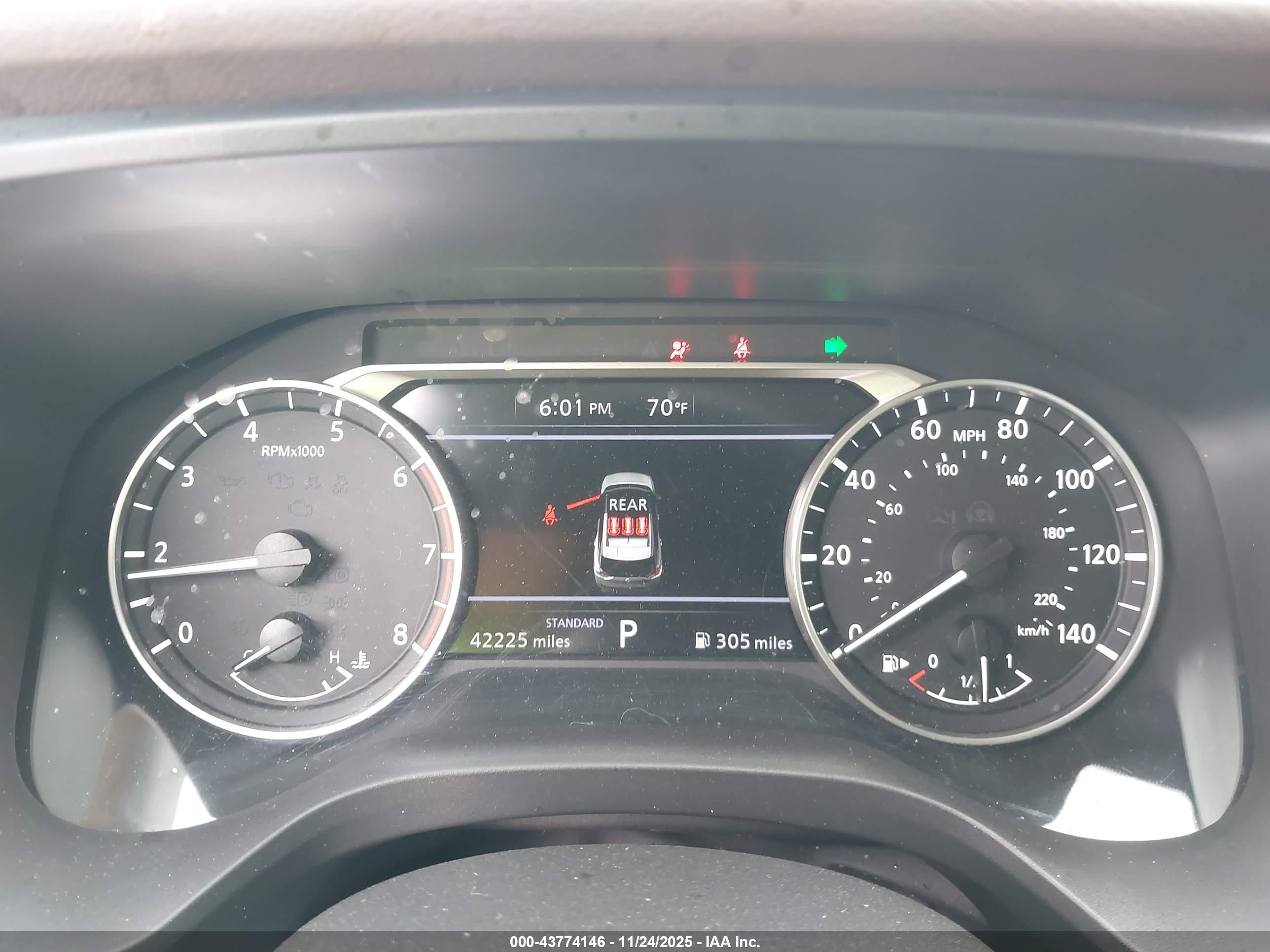NISSAN ROGUE image 7