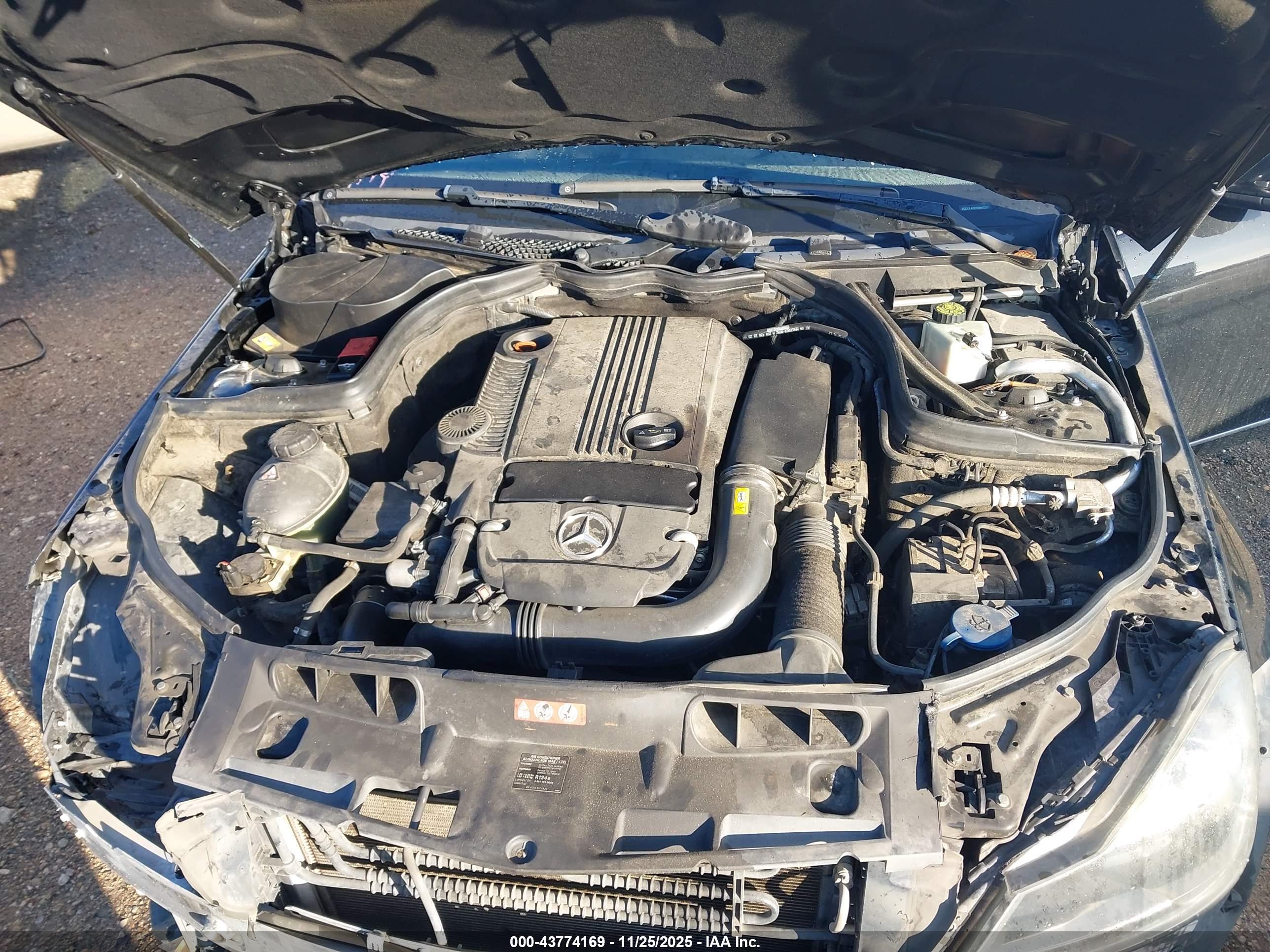 MERCEDES-BENZ C image 10