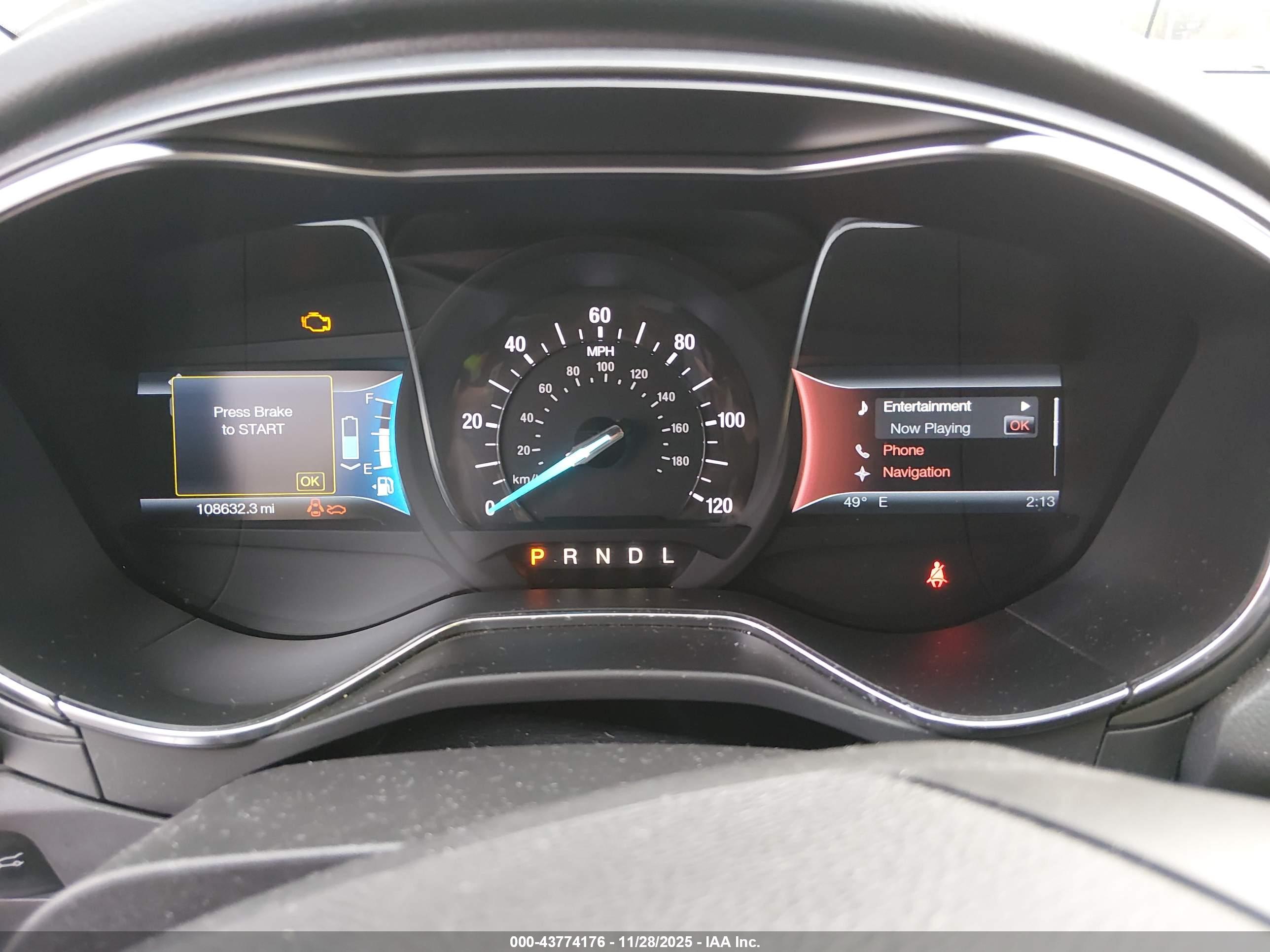 FORD FUSION image 7
